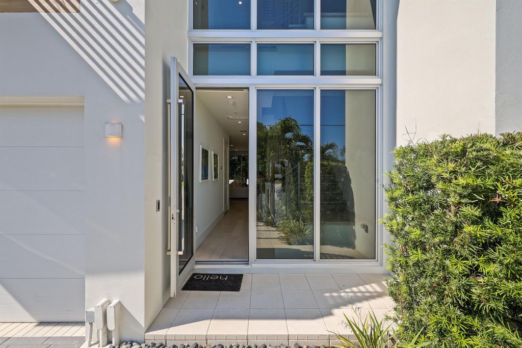 Photo of 200 NE 7th Avenue #2, Delray Beach, FL 33483 (MLS # R11132224)