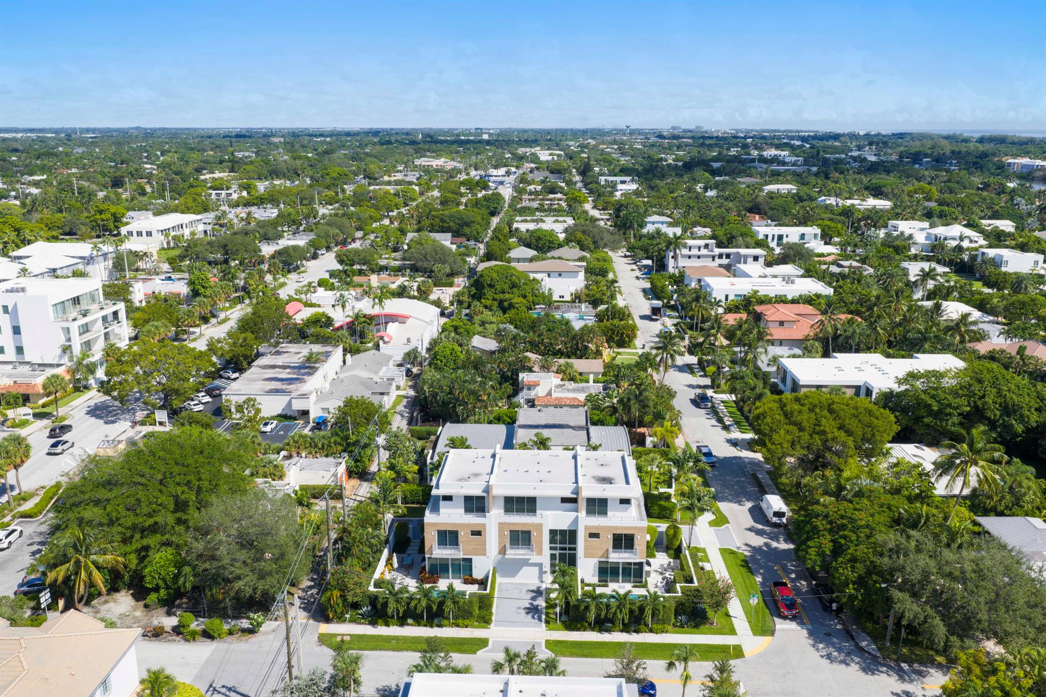 DELRAY TOWN OF - Residential Lease
