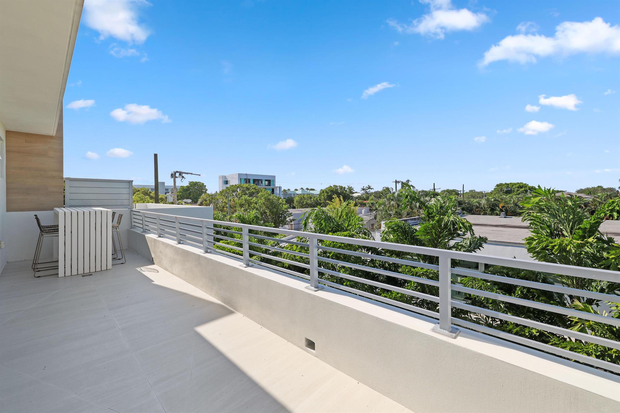 DELRAY TOWN OF - Residential Lease