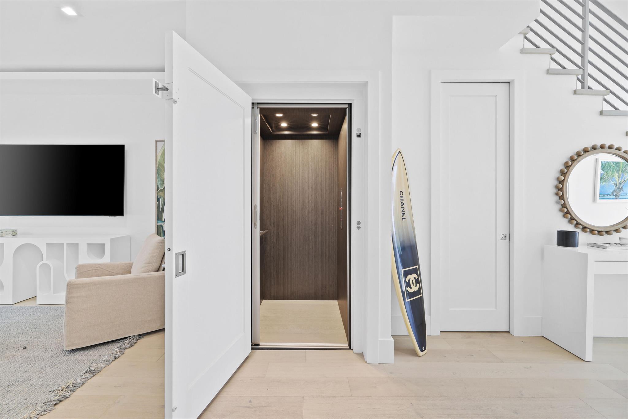 DELRAY TOWN OF - Residential Lease