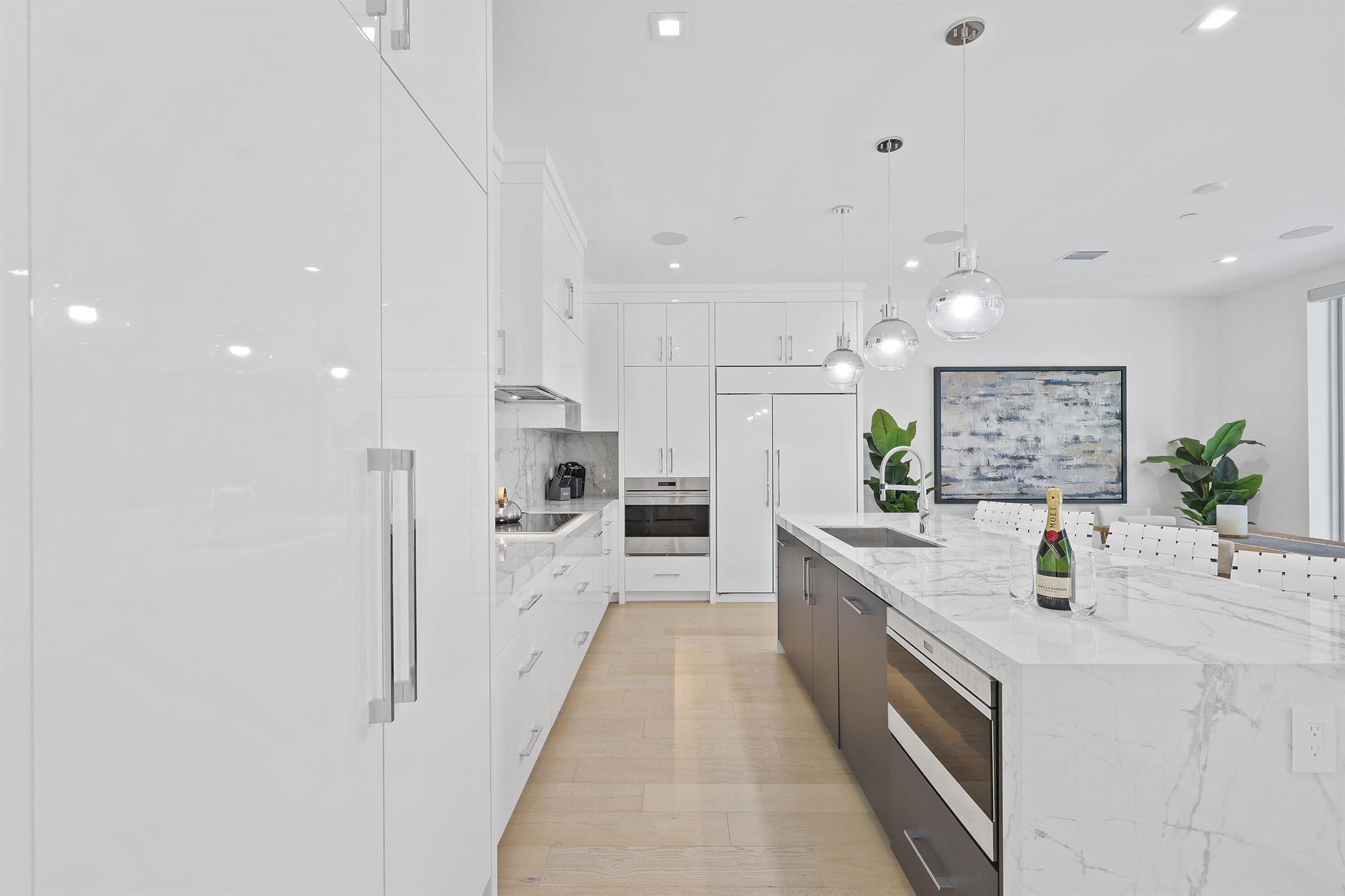DELRAY TOWN OF - Residential Lease