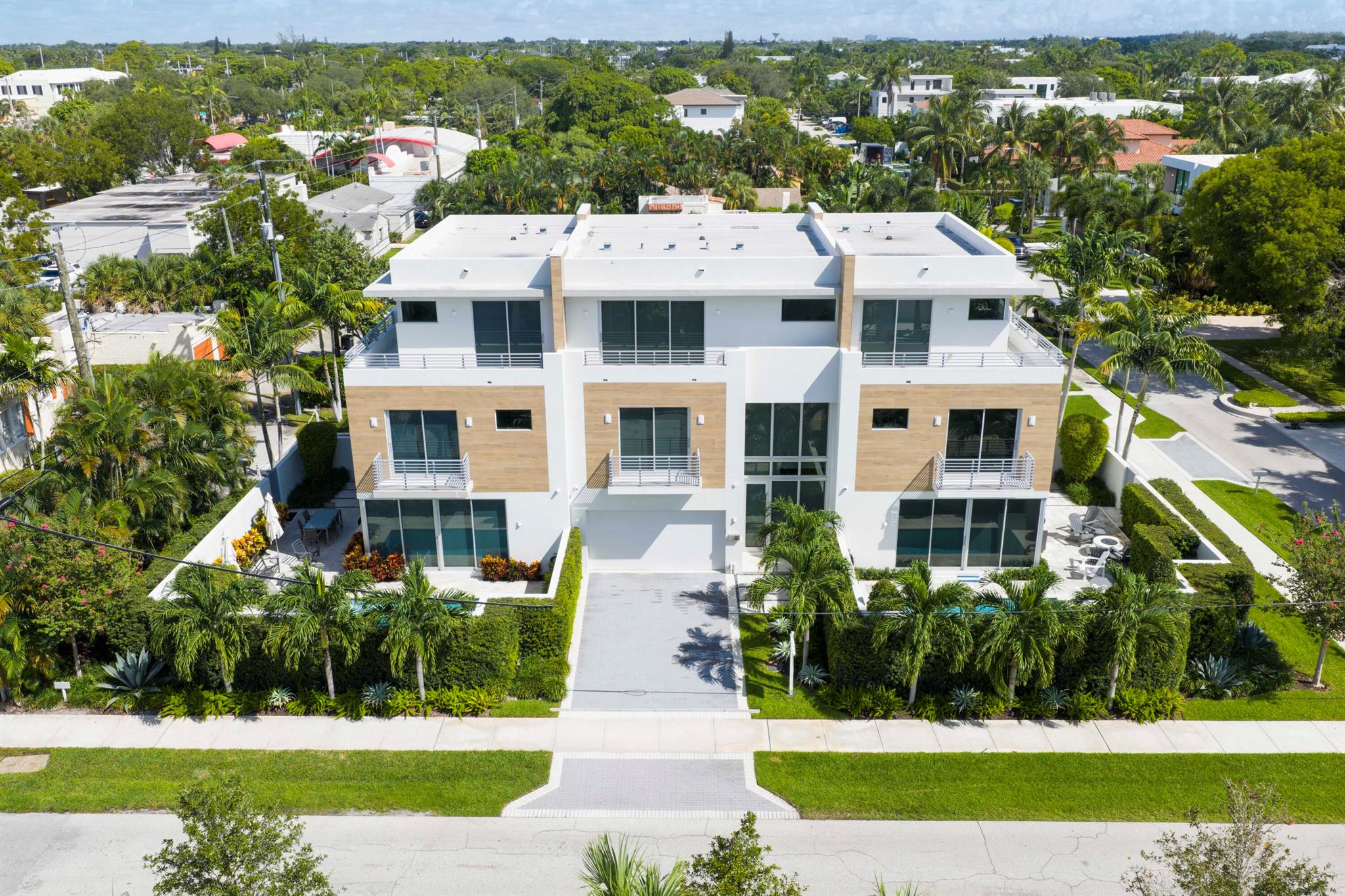 DELRAY TOWN OF - Residential Lease