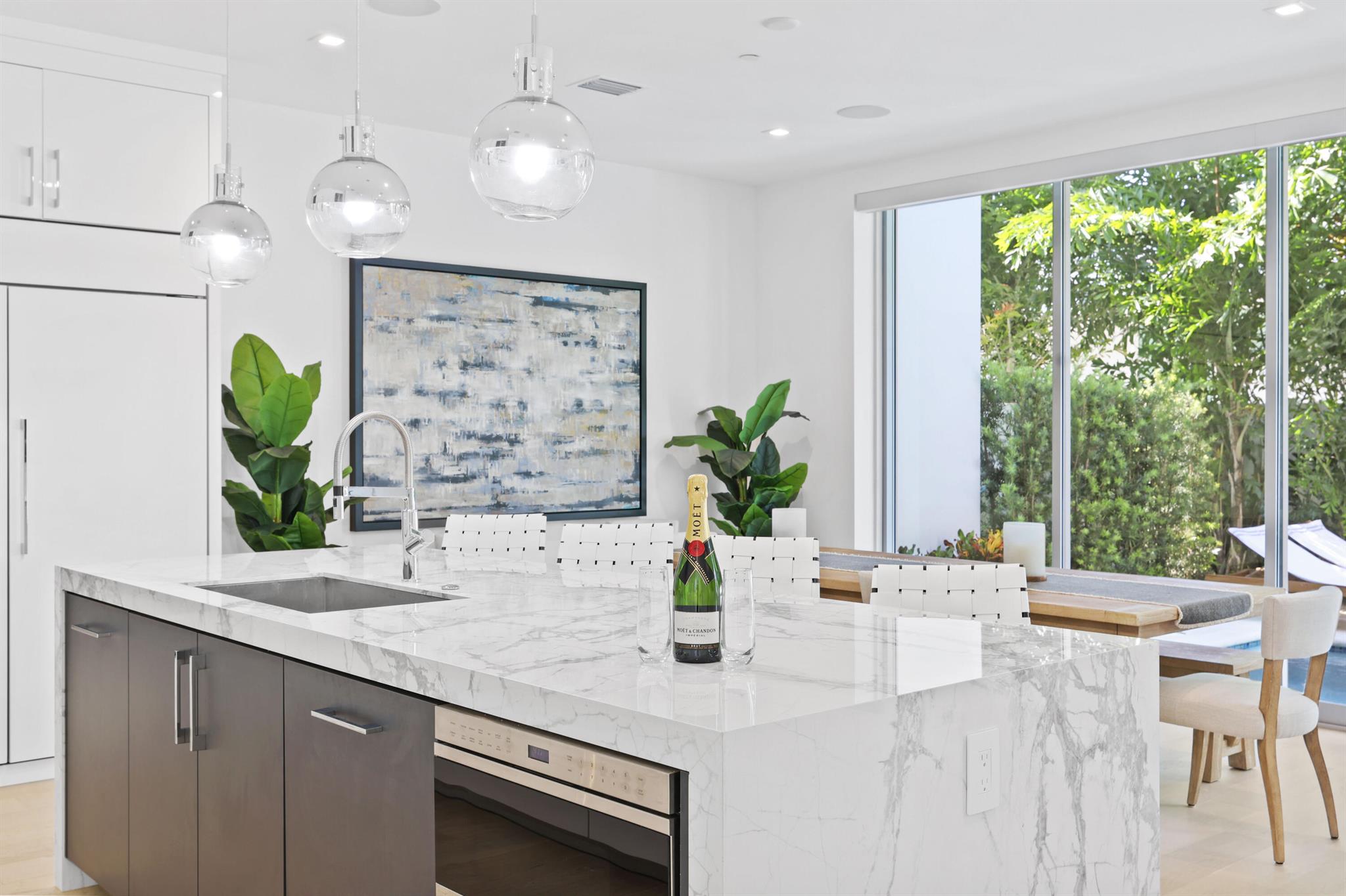 DELRAY TOWN OF - Residential Lease