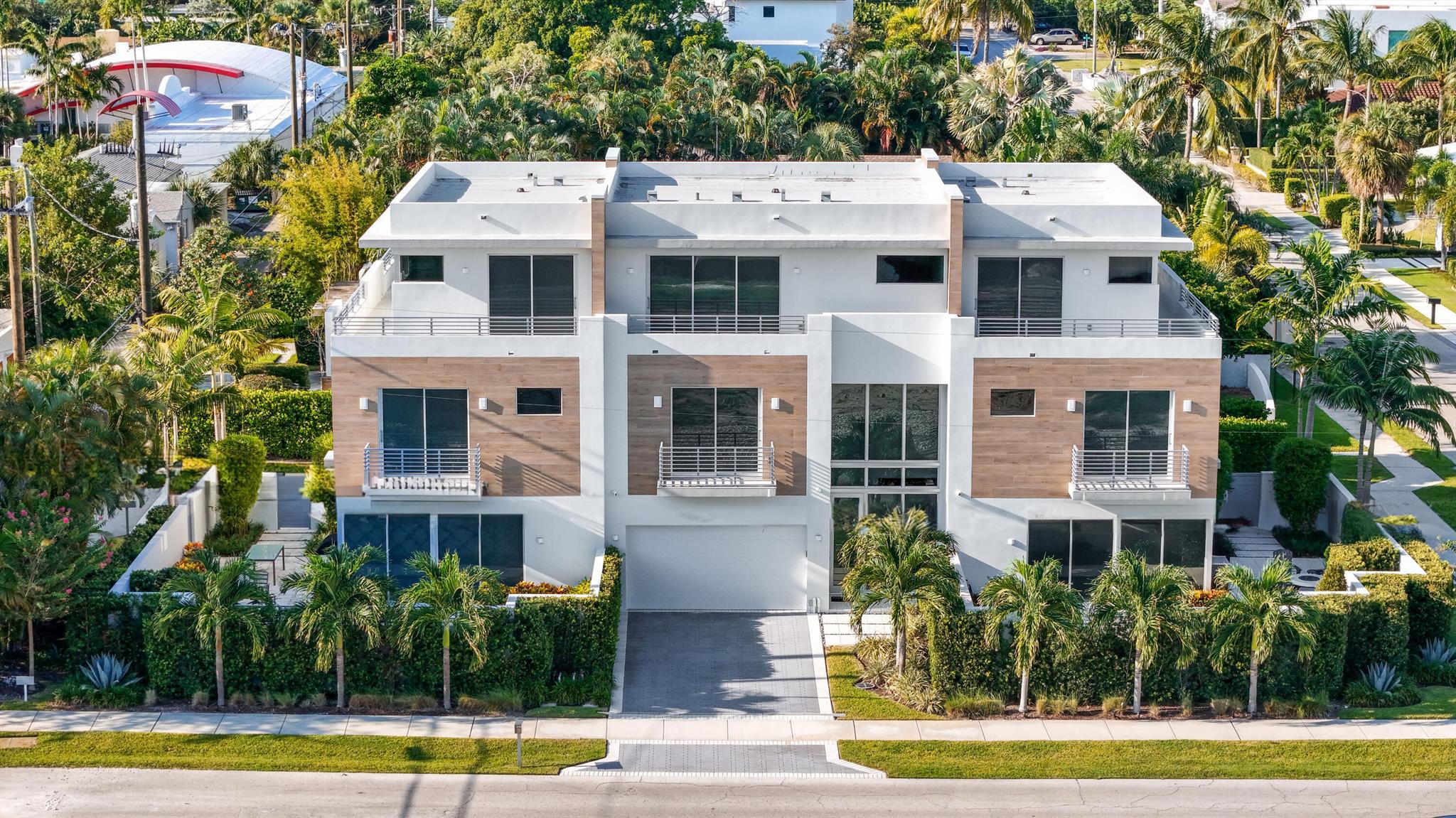 DELRAY TOWN OF - Residential Lease