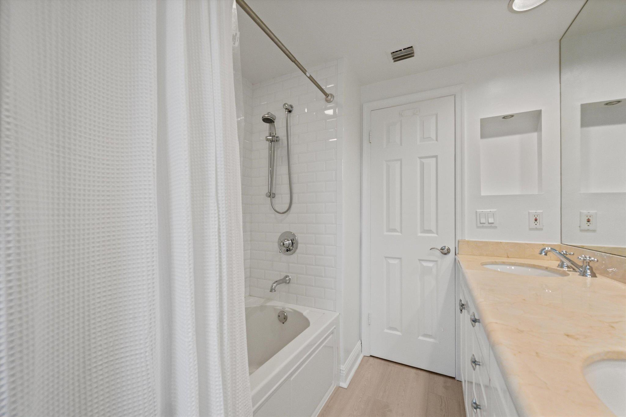 PEBBLEWOOD CONDO - Residential Lease