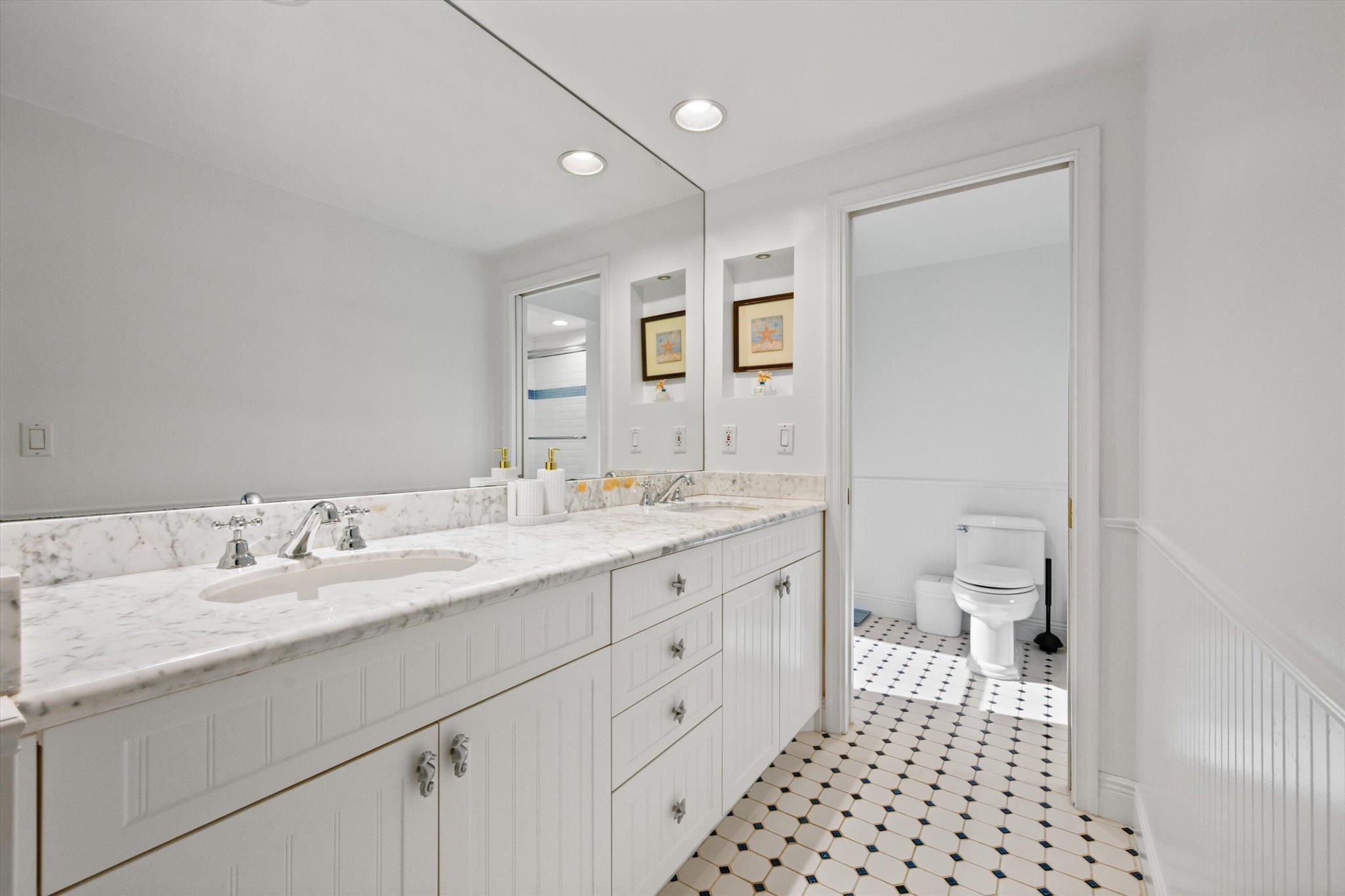 PEBBLEWOOD CONDO - Residential Lease