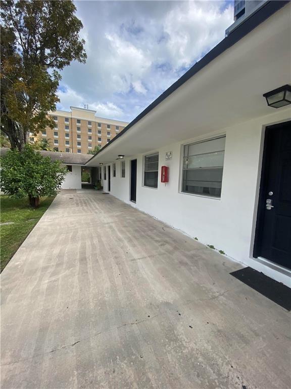 Hallandale Park 5-20 B - Residential Lease