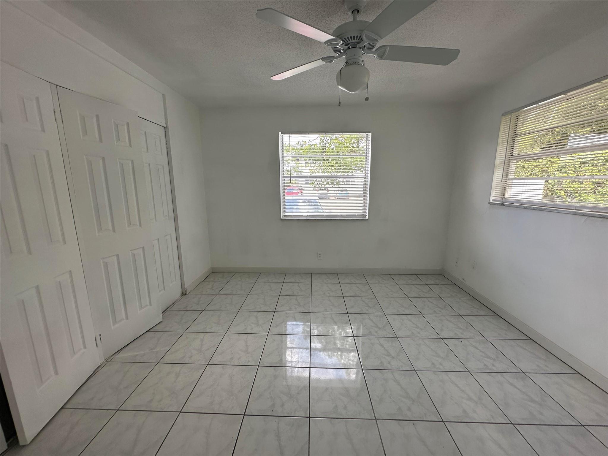 Hallandale Park 5-20 B - Residential Lease
