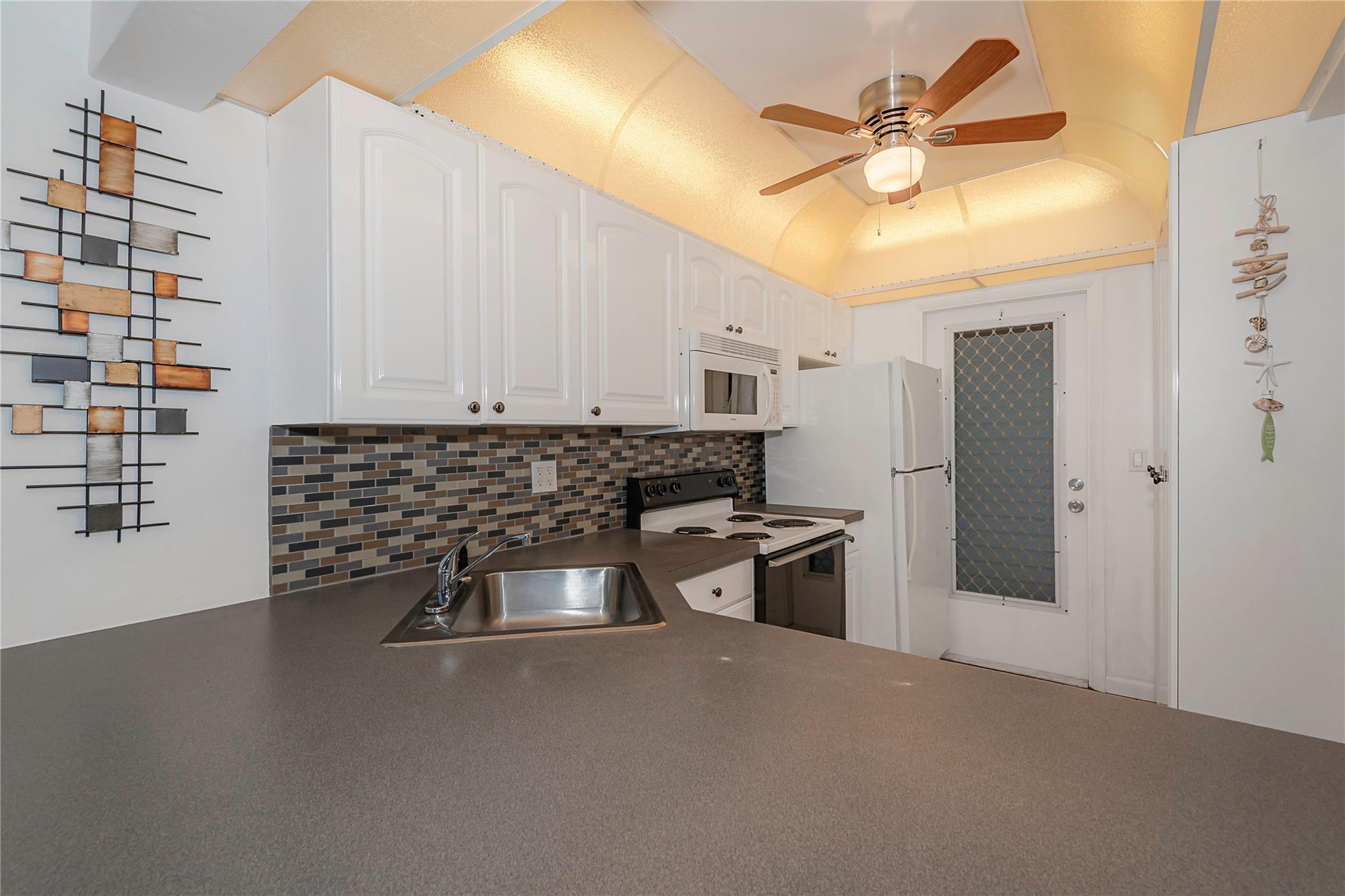 Isle of Paradise - Residential