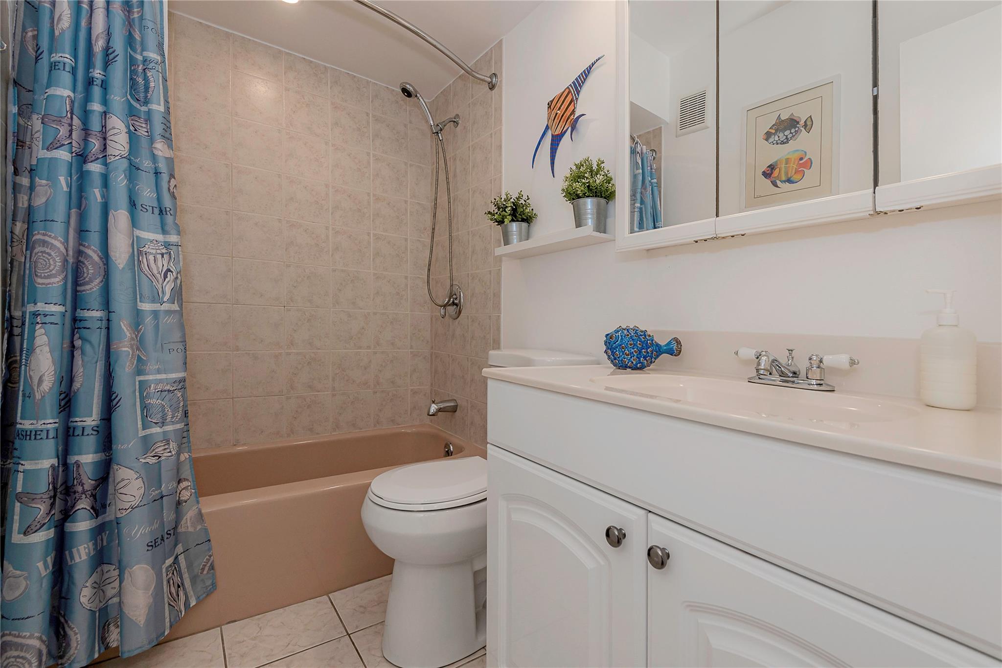 Isle of Paradise - Residential