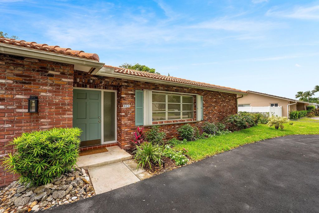 Photo of 931 NW 9th Court, Boca Raton, FL 33486 (MLS # B26011485)