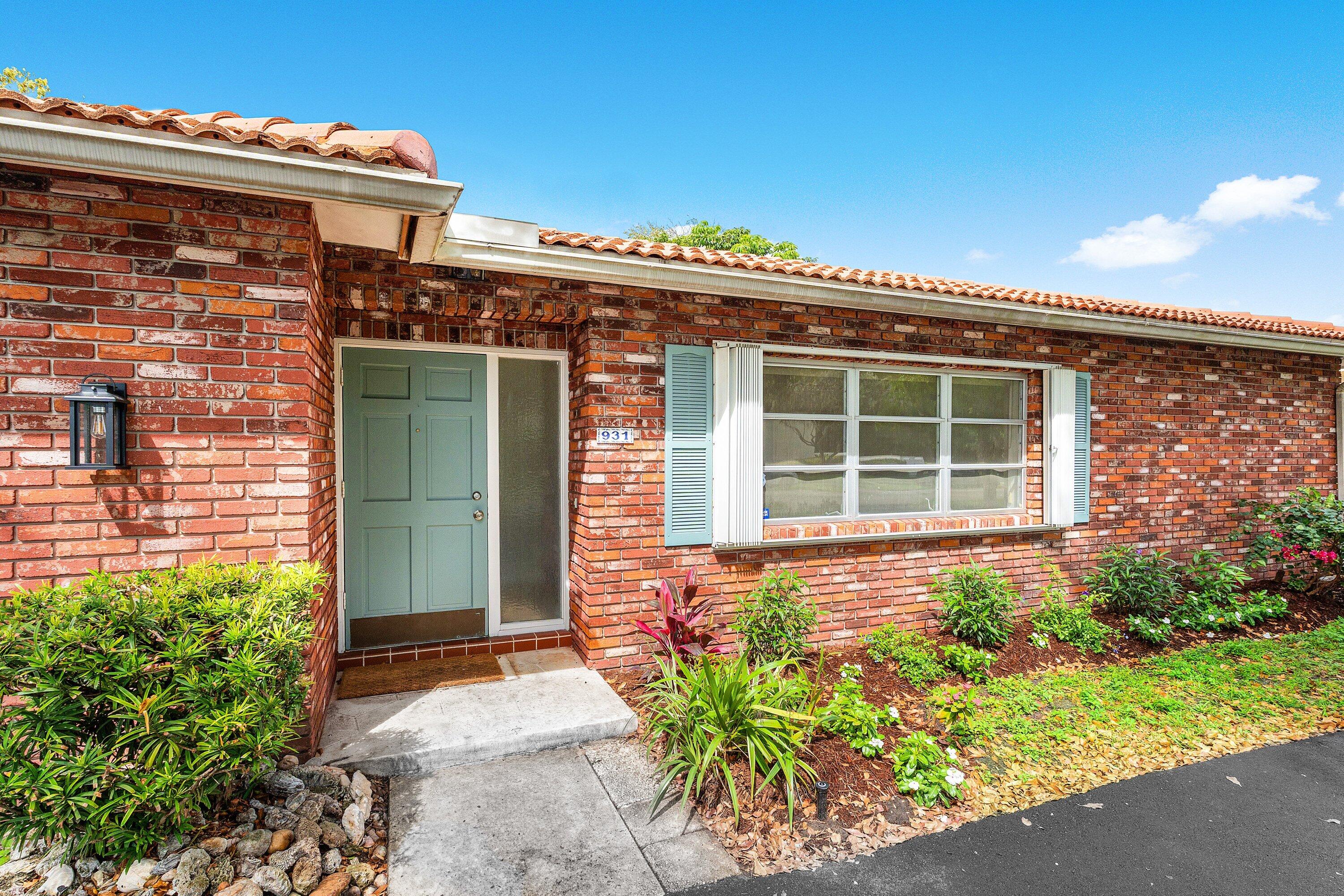 THE PINELANDS - Residential Lease