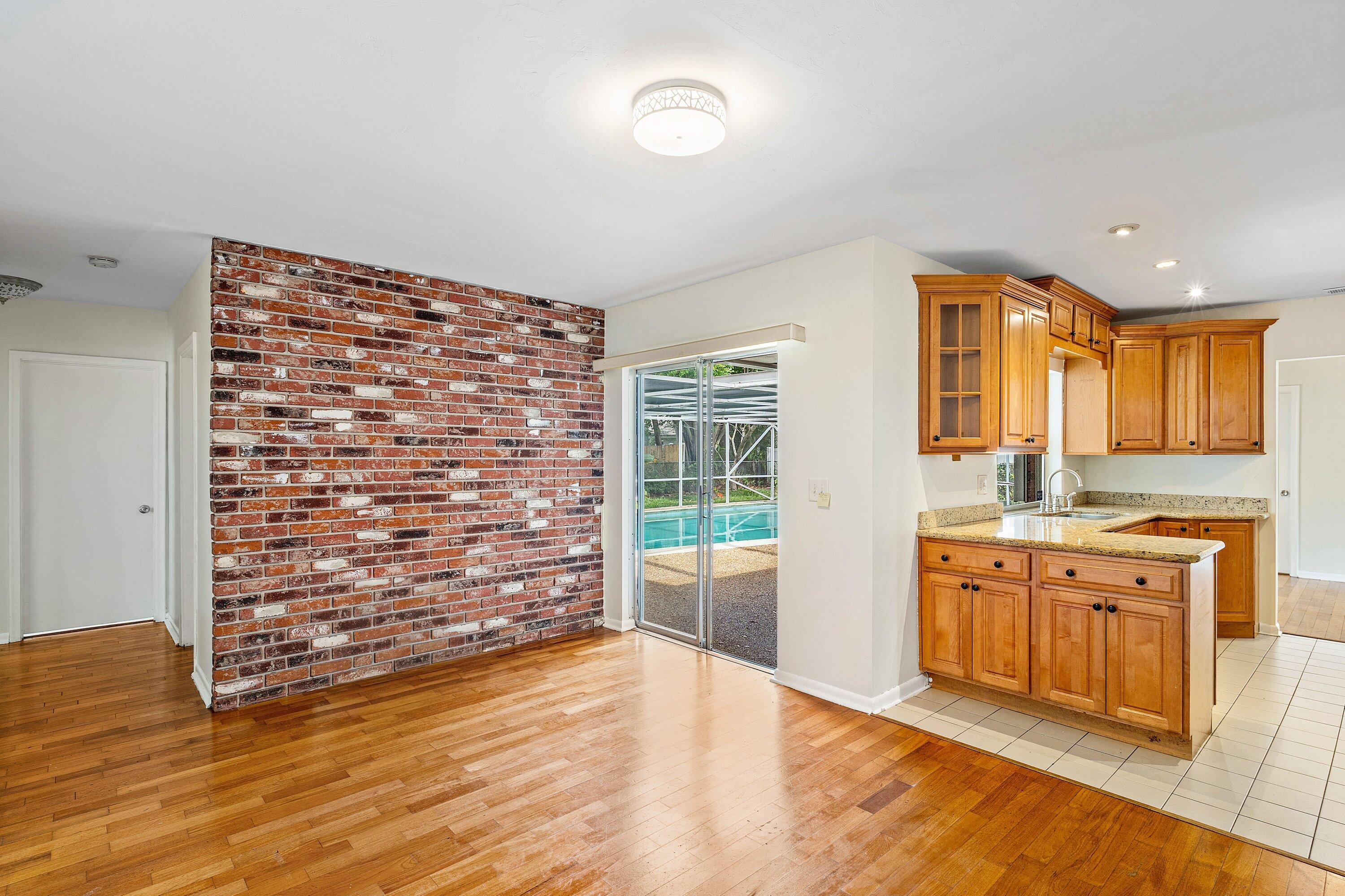 THE PINELANDS - Residential Lease