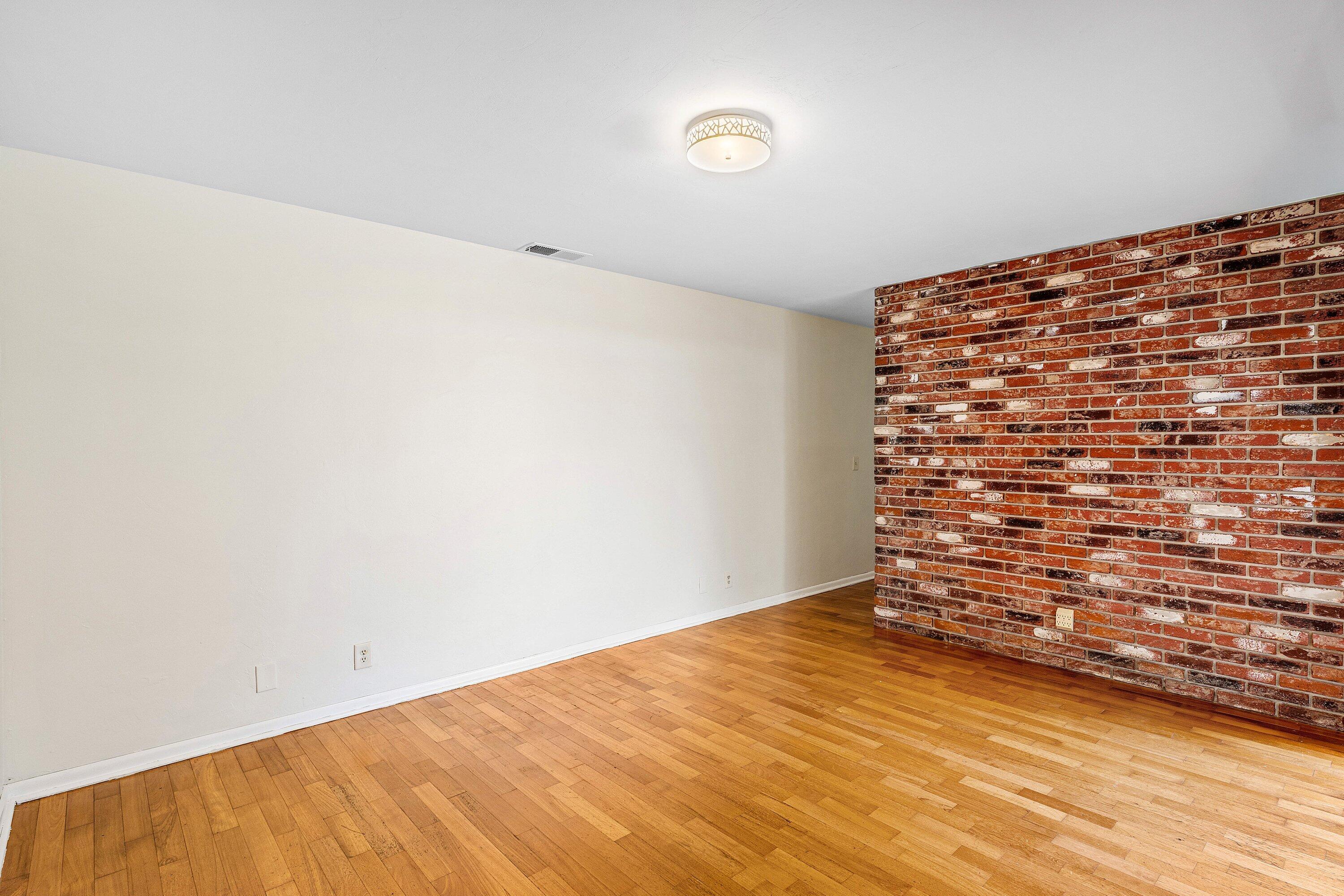 THE PINELANDS - Residential Lease