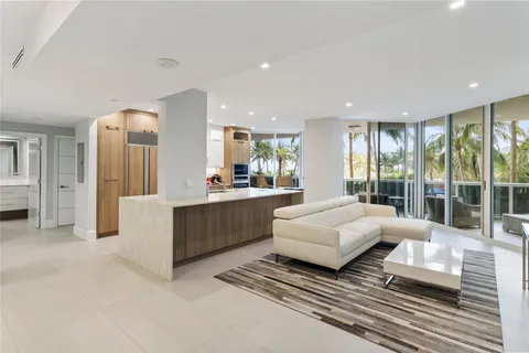 3200 N Ocean Blvd Unit 506, Fort Lauderdale, FL MLS: F10493989
