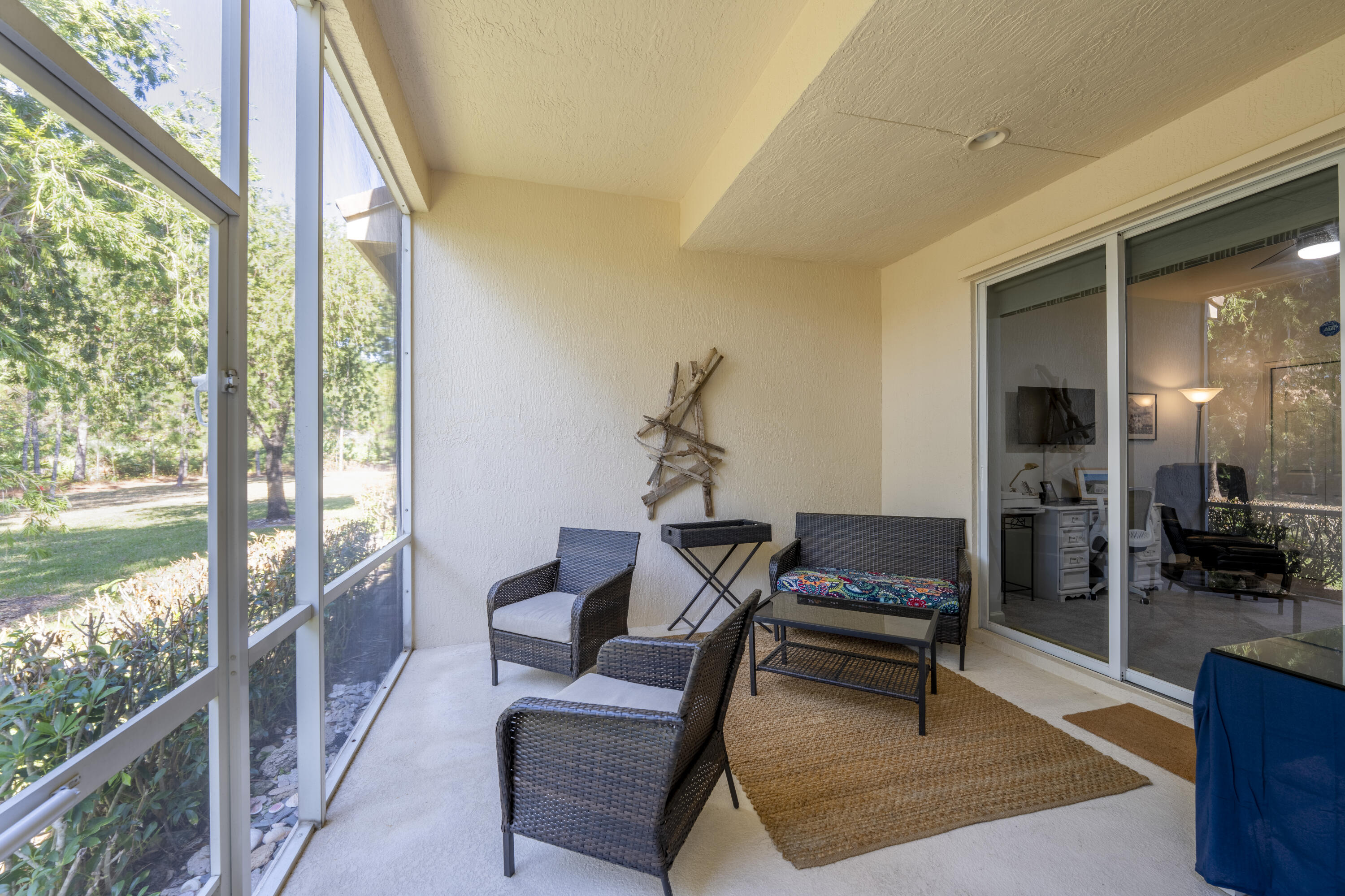 CASTLE PINES - Residential