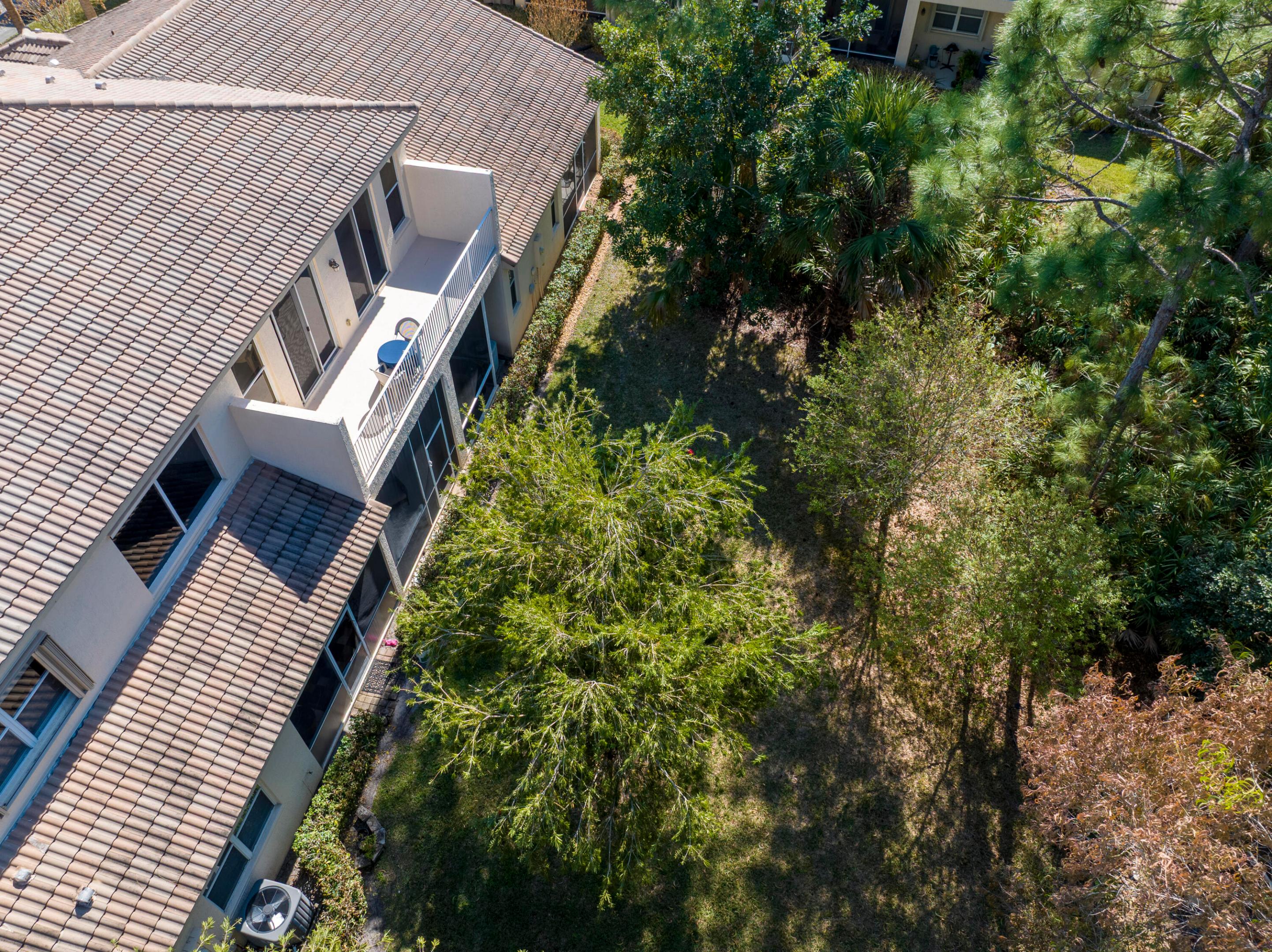 CASTLE PINES - Residential