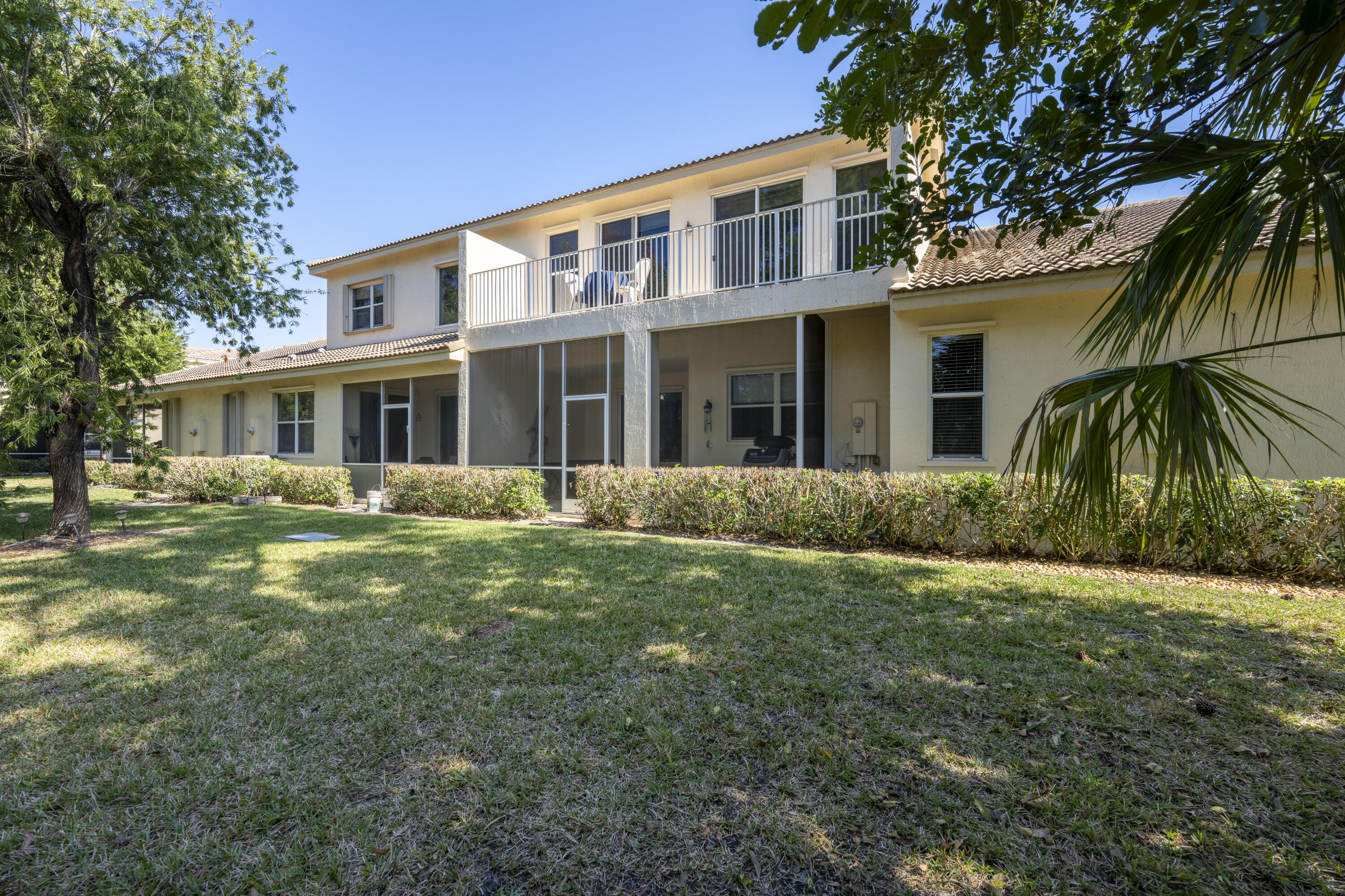 CASTLE PINES - Residential