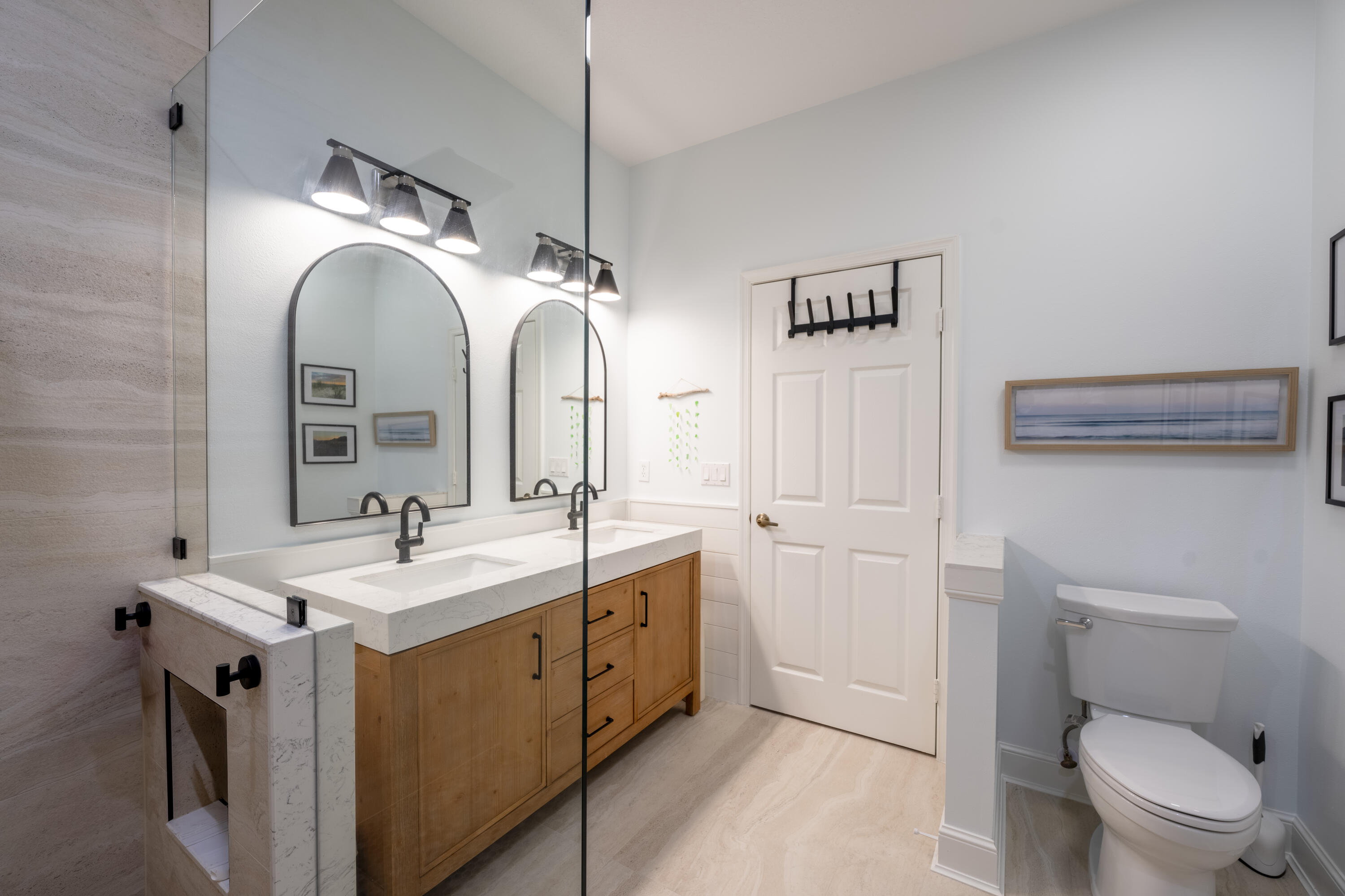 CASTLE PINES - Residential