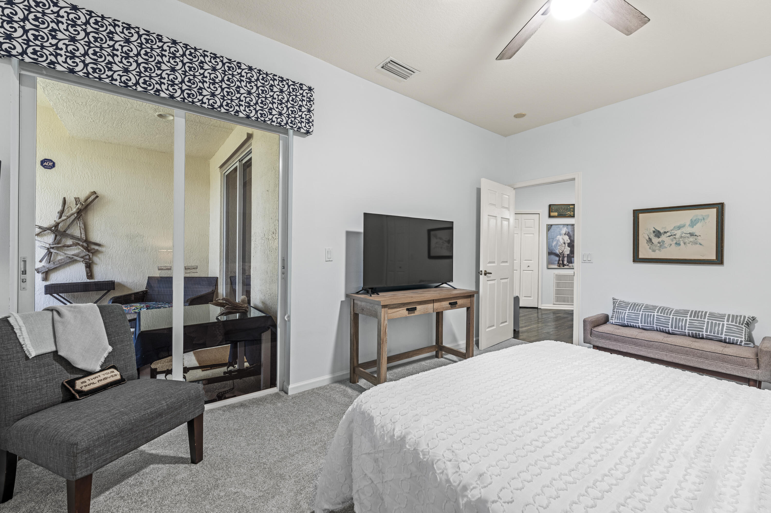 CASTLE PINES - Residential