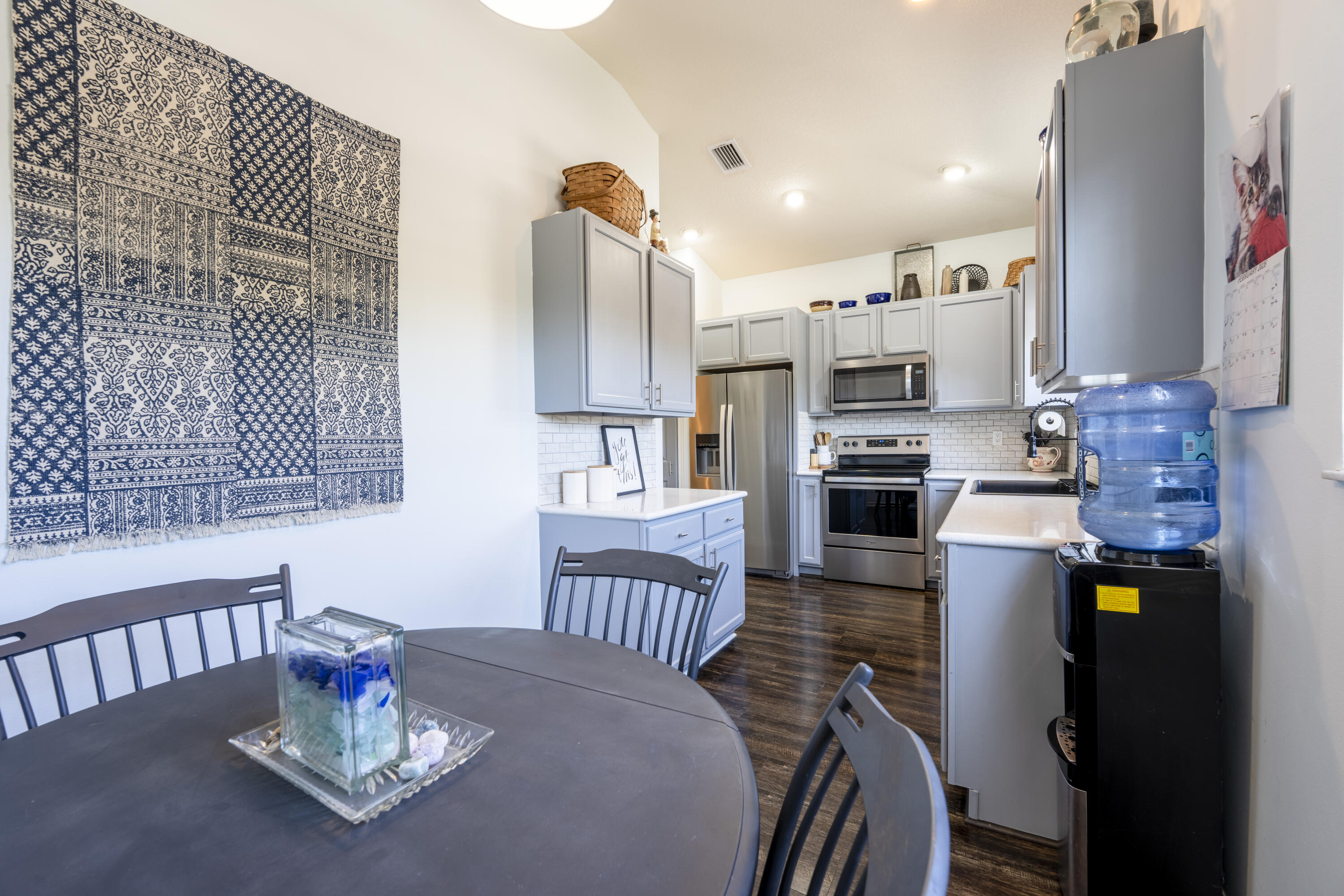 CASTLE PINES - Residential