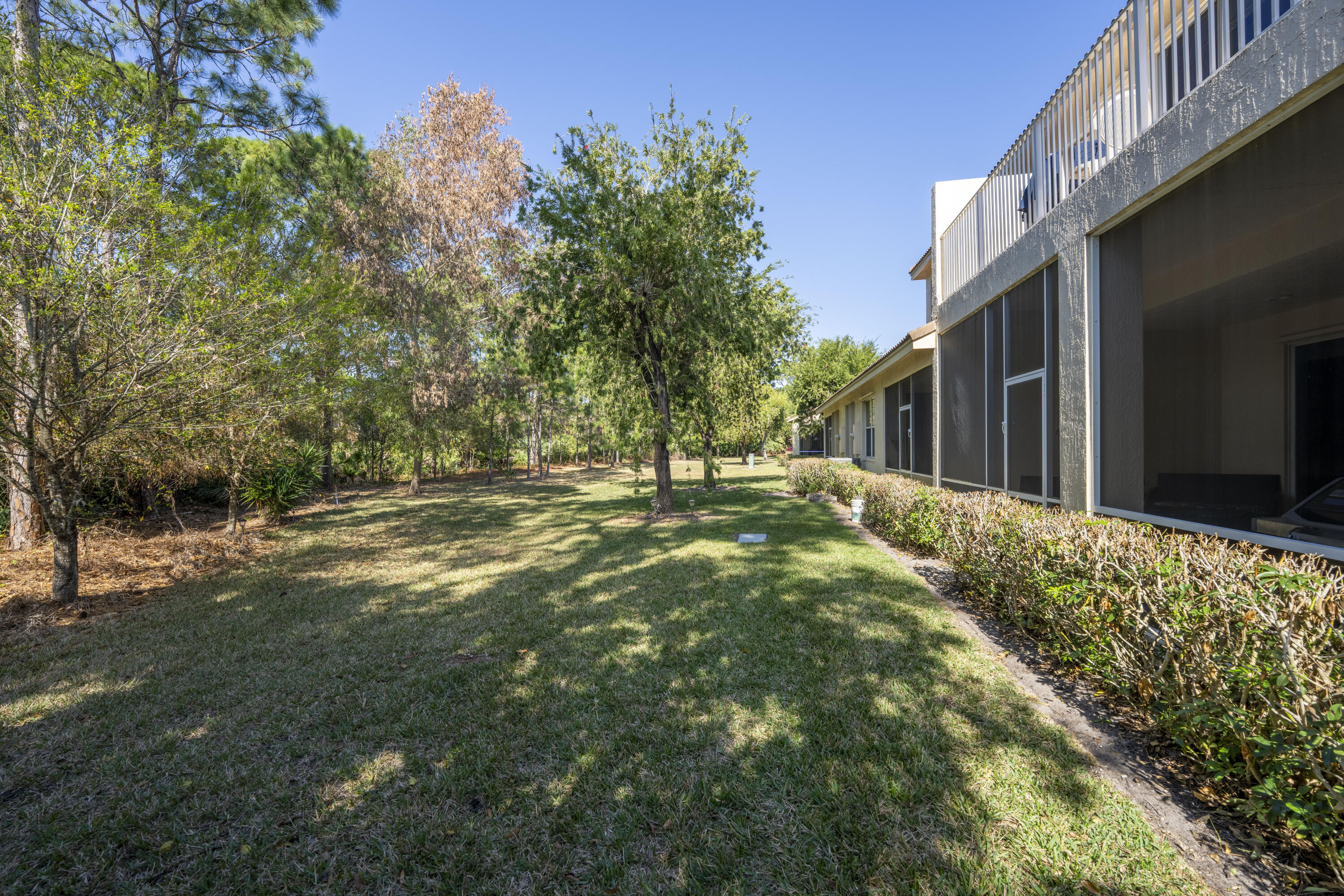 CASTLE PINES - Residential