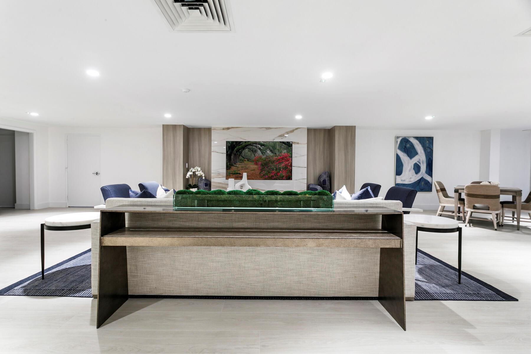 CARLYLE HOUSE CONDO - Residential Lease