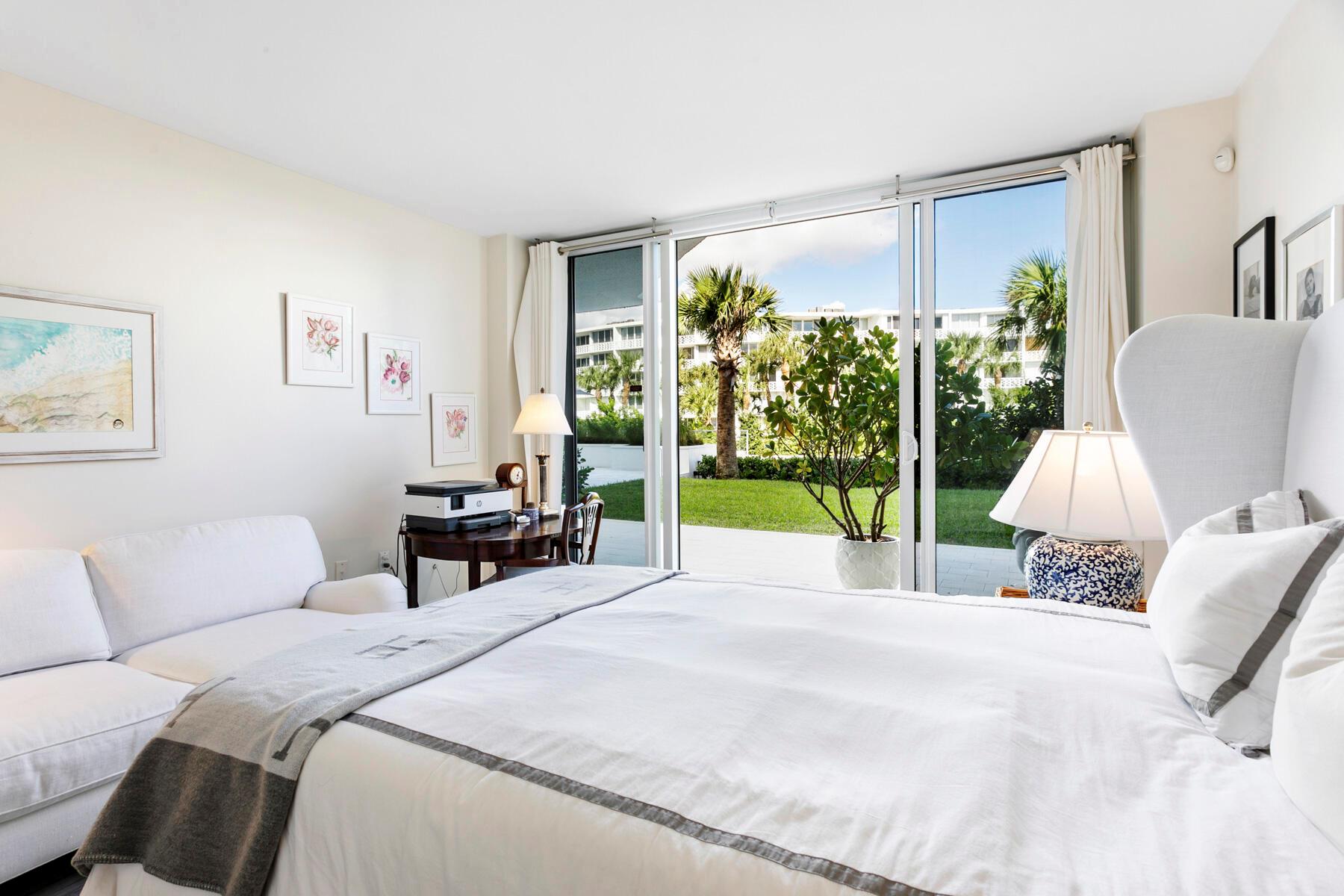 CARLYLE HOUSE CONDO - Residential Lease