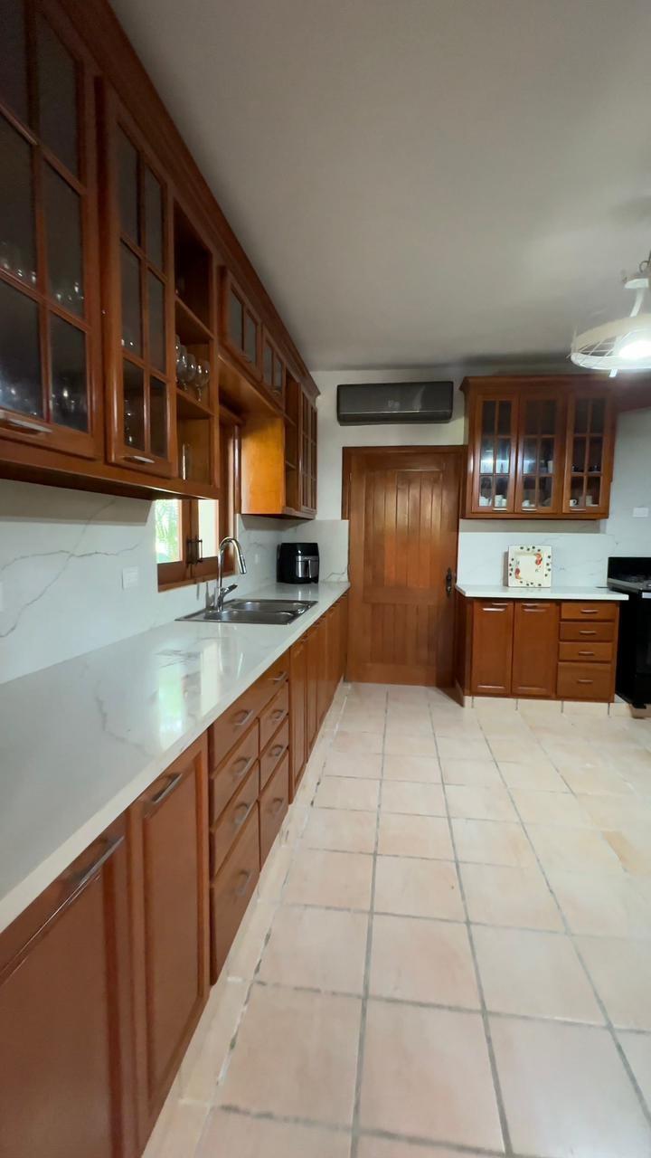 METRO COUNTRY CLUB - Residential