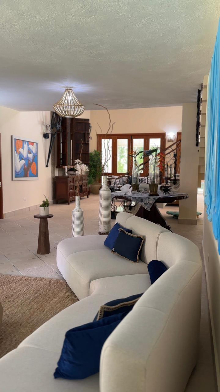 METRO COUNTRY CLUB - Residential