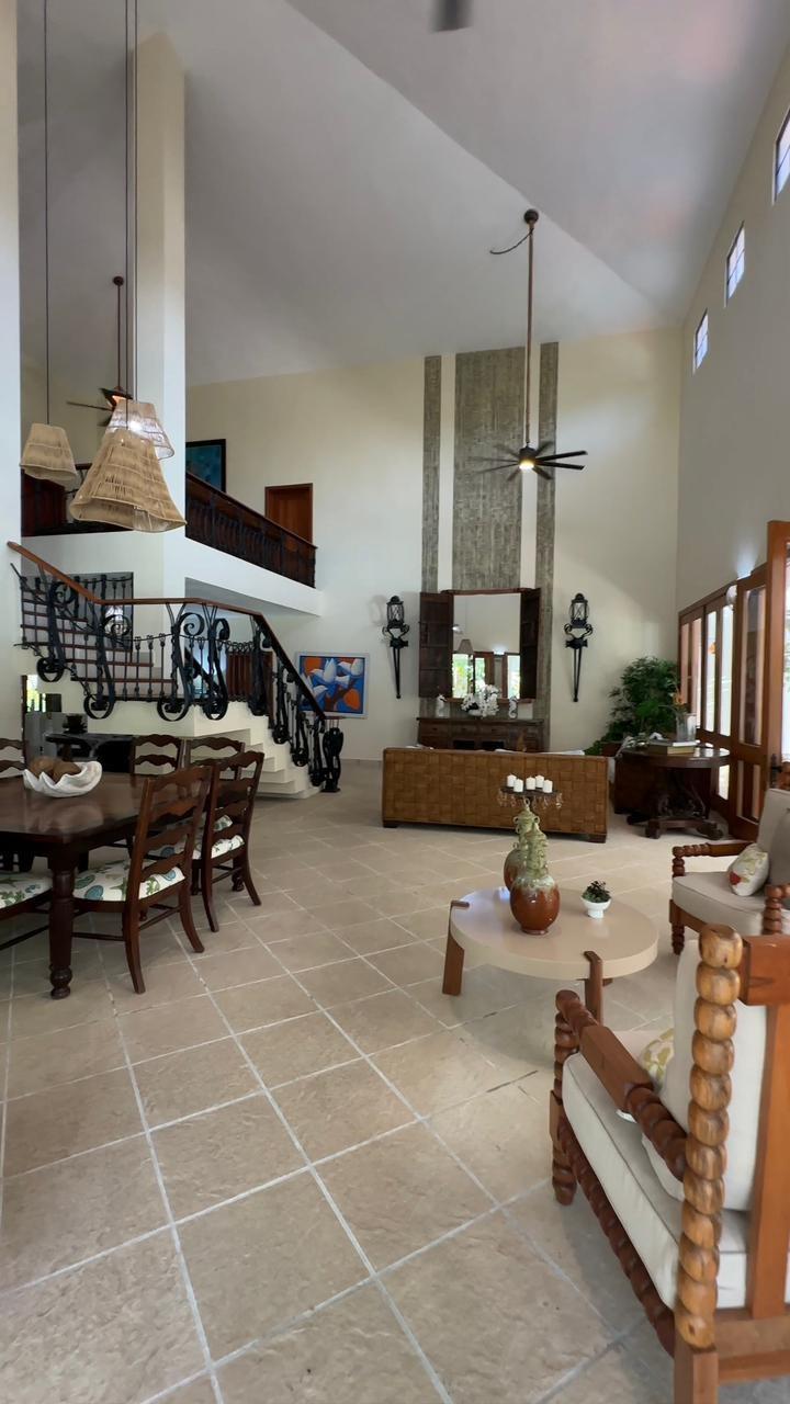 METRO COUNTRY CLUB - Residential