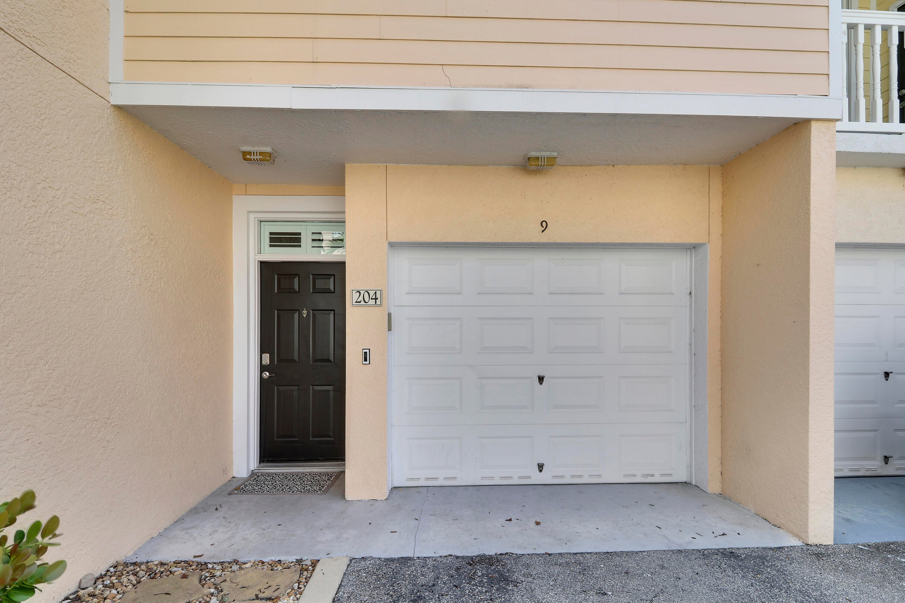155 Galicia Way 204
