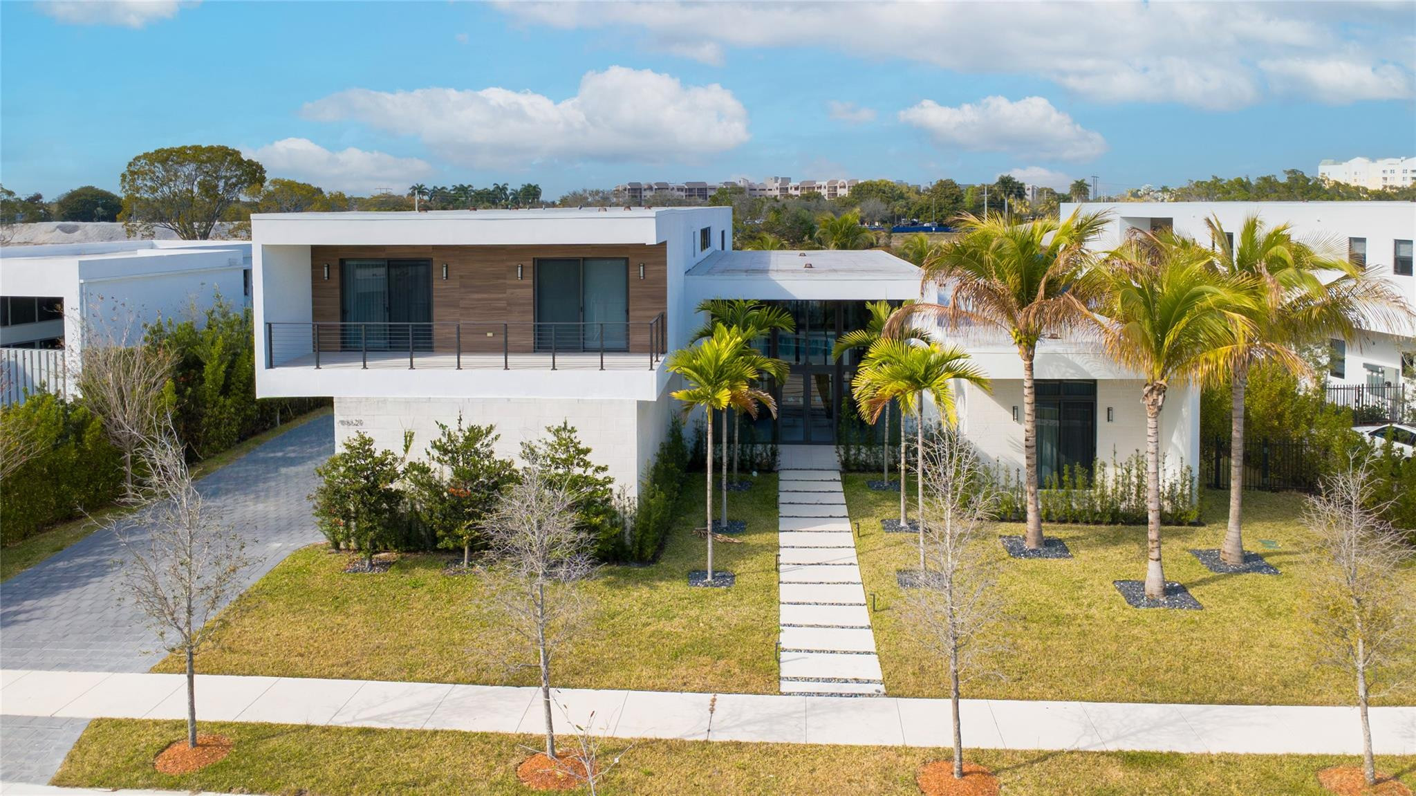 Weston Estates 181-168 B - Residential