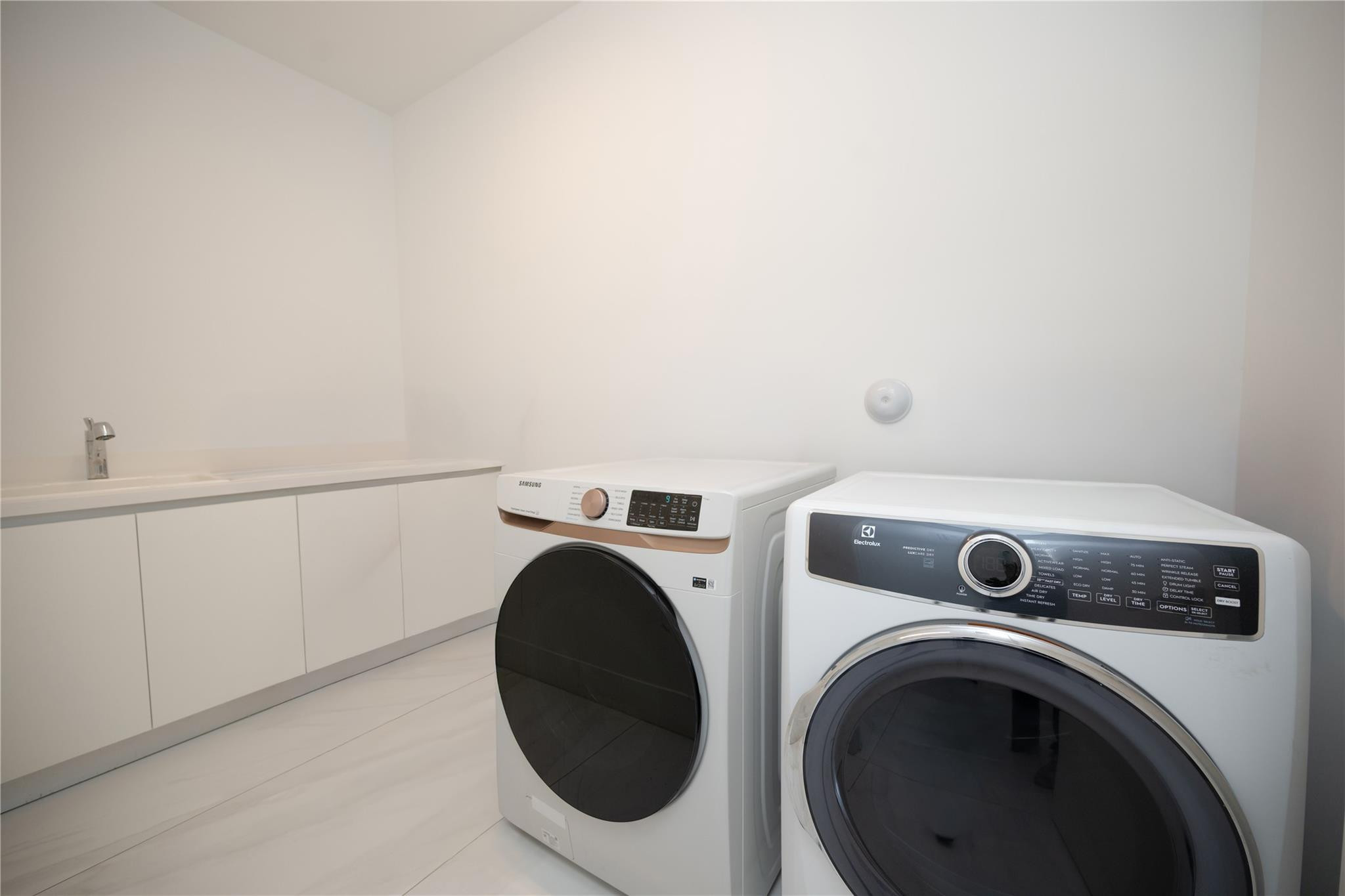 Weston Estates 181-168 B - Residential