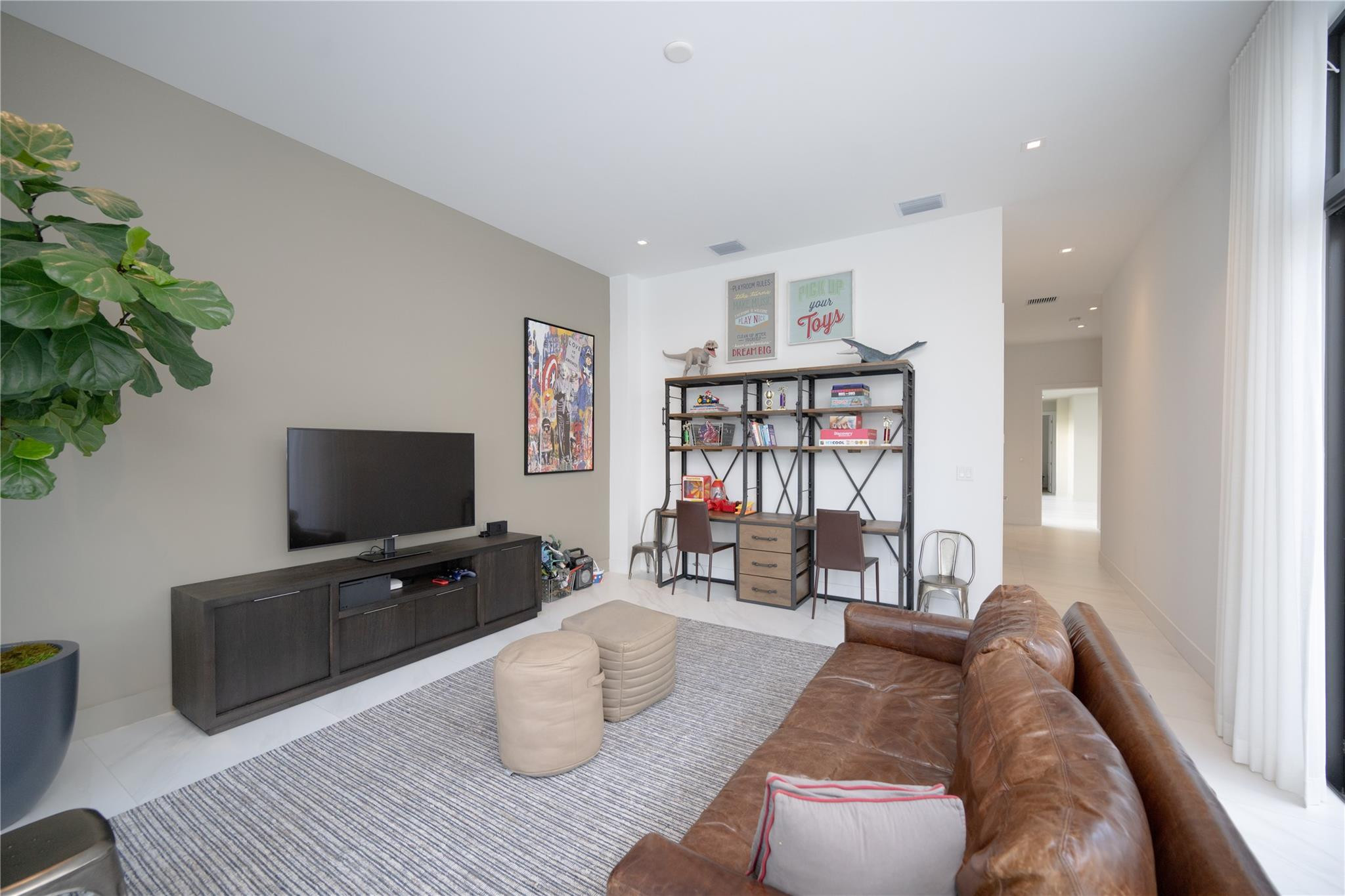 Weston Estates 181-168 B - Residential