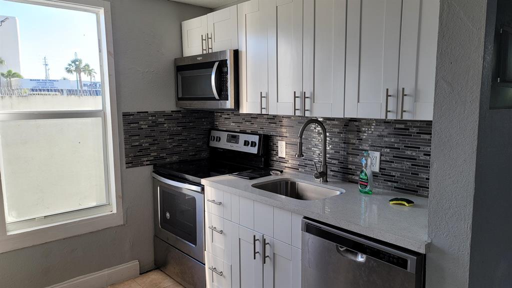 INLET SHORES - Residential Lease