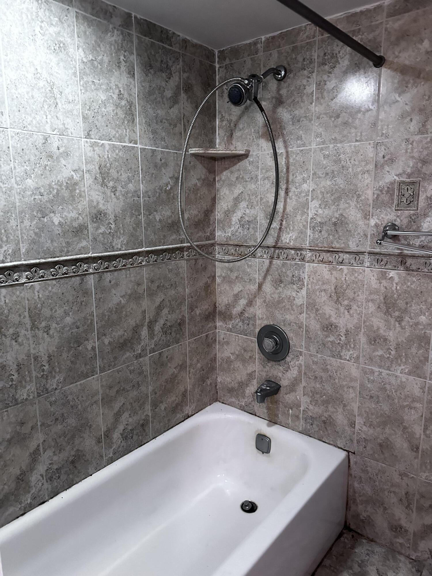 INVERRARY COUNTRY CLUB - Residential