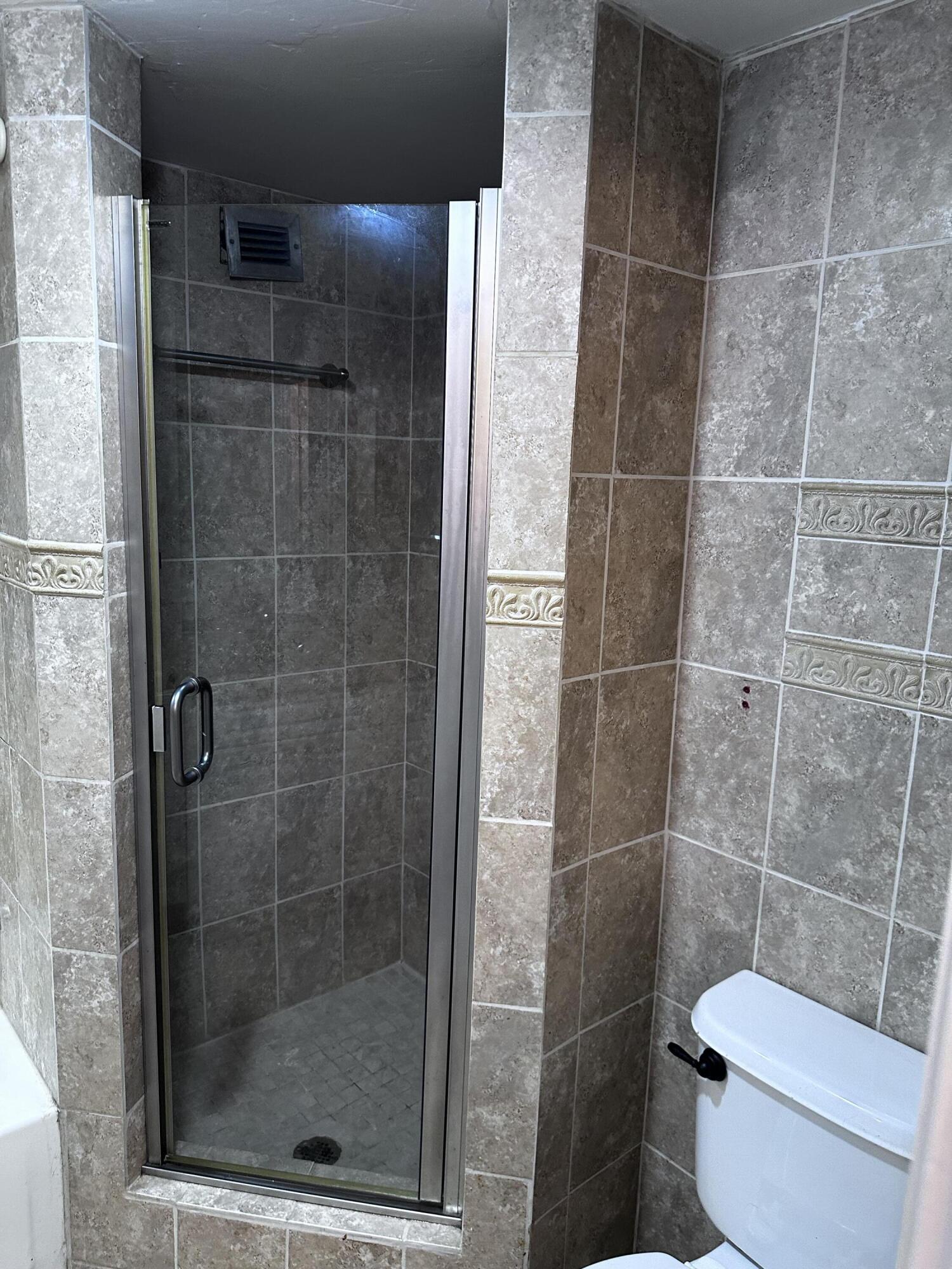 INVERRARY COUNTRY CLUB - Residential