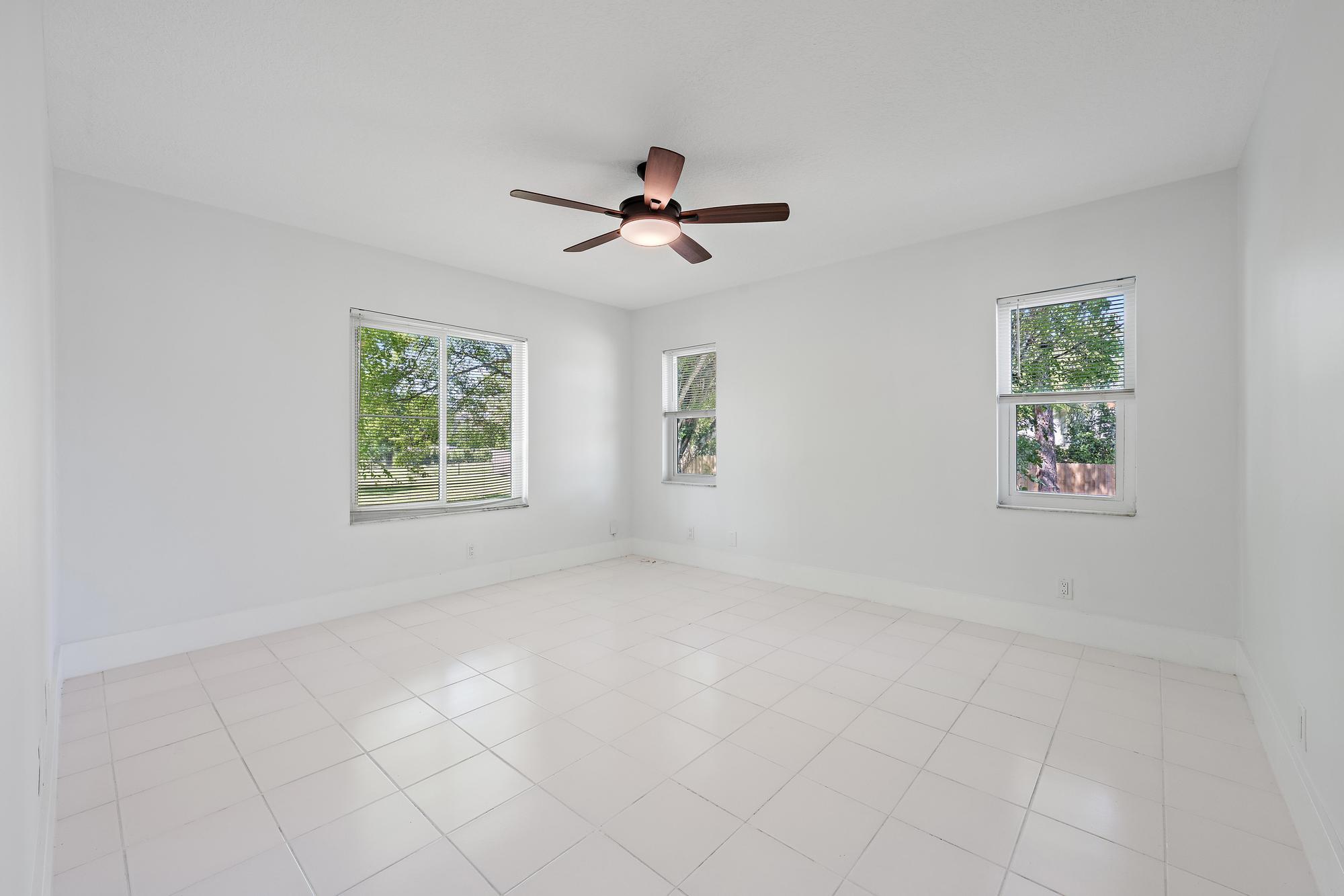 The Acreage - Residential