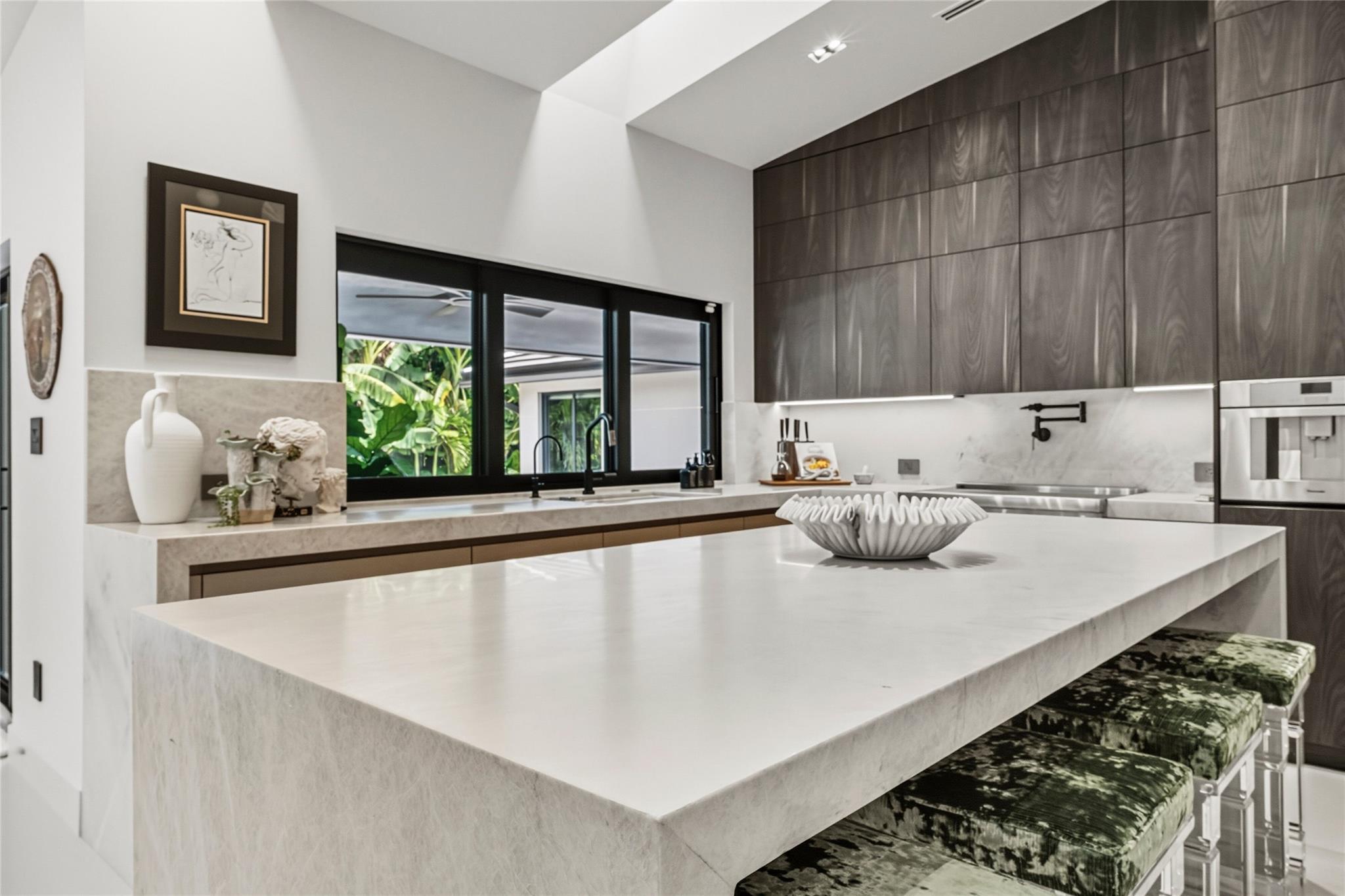 HARBOR BEACH - Residential