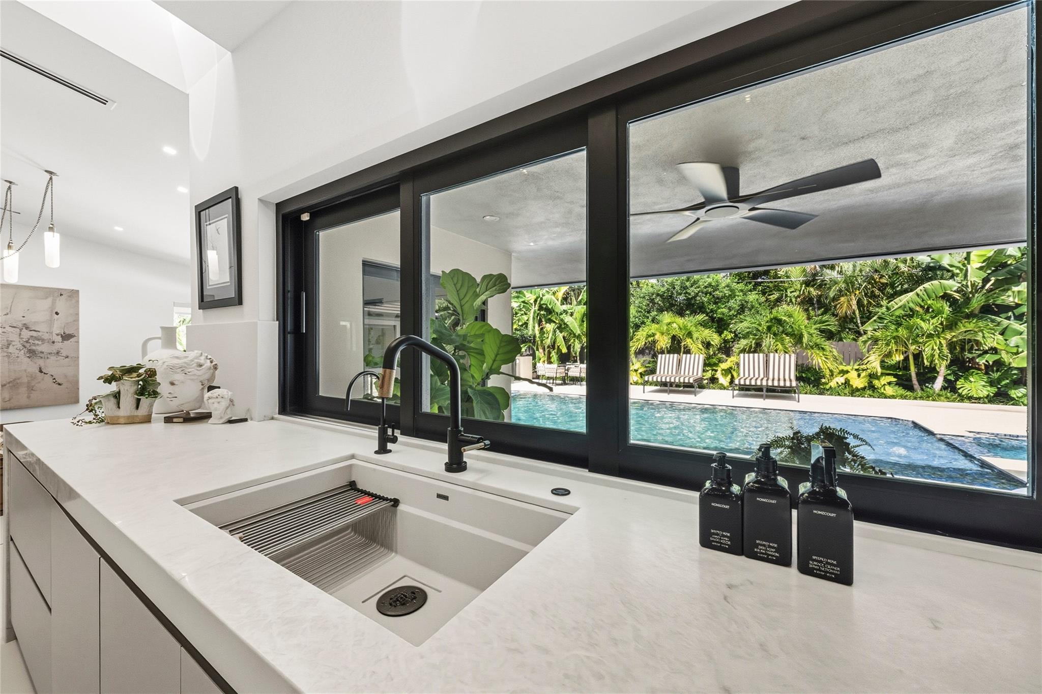 HARBOR BEACH - Residential