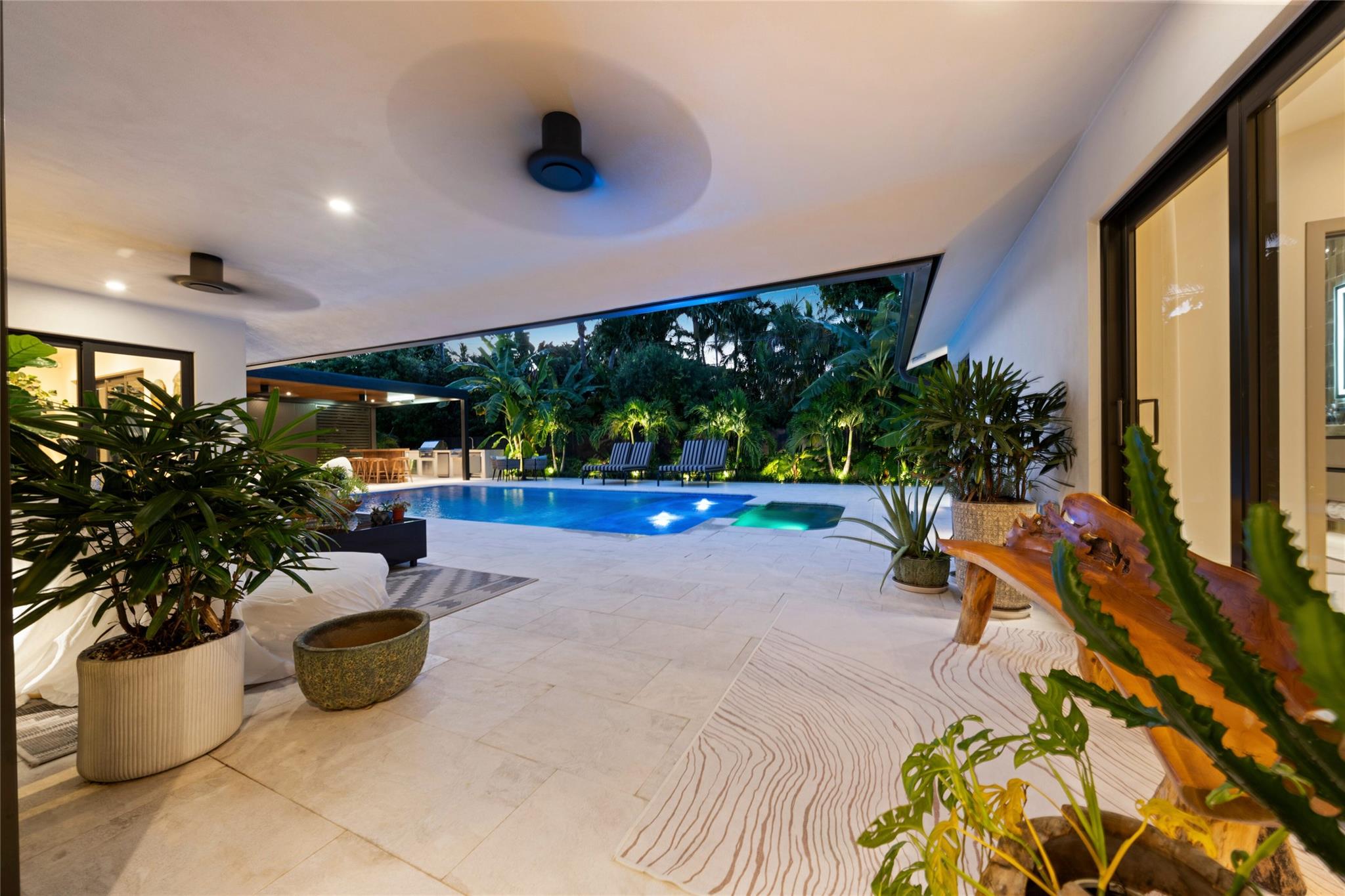 HARBOR BEACH - Residential