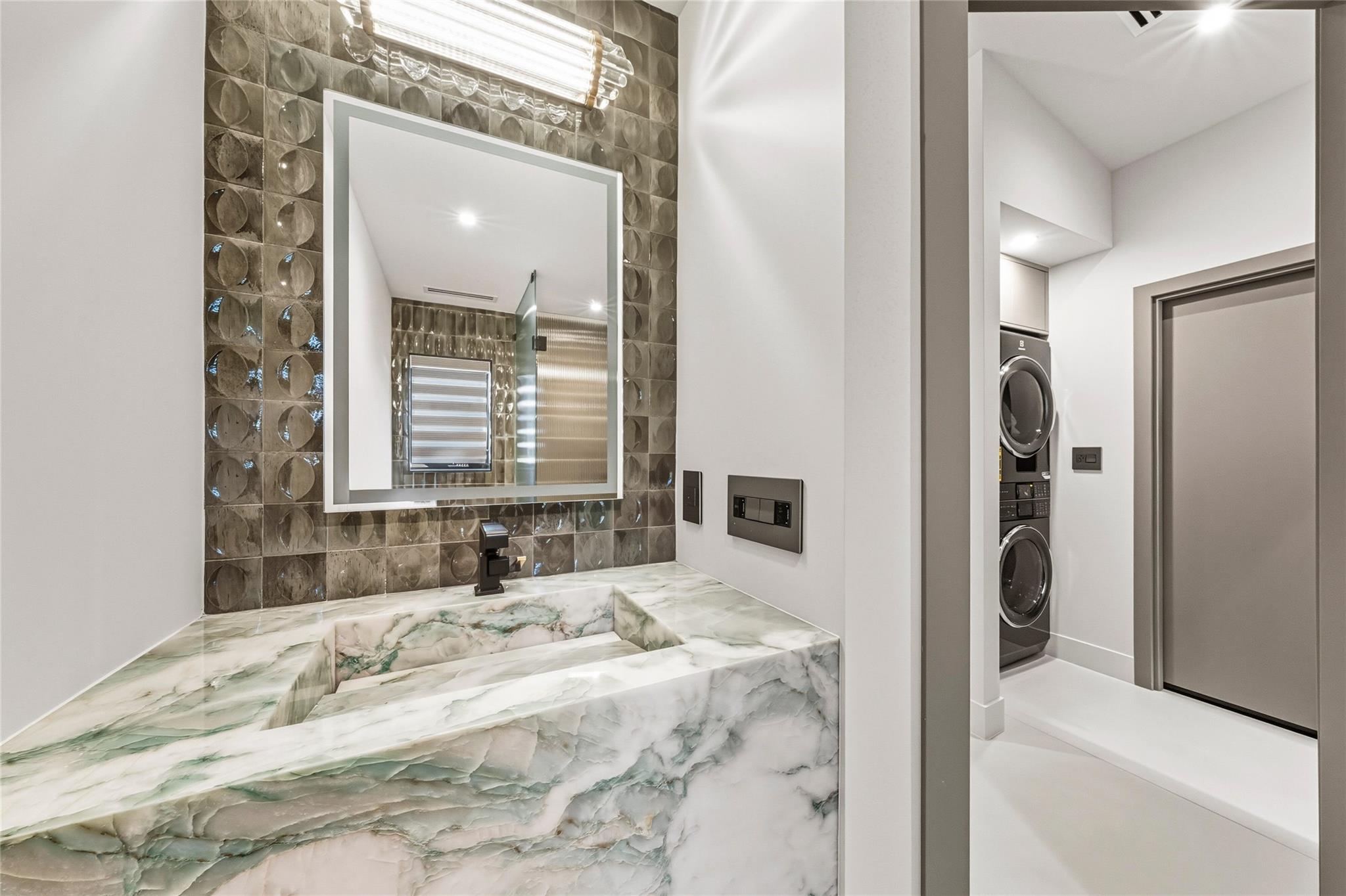 HARBOR BEACH - Residential