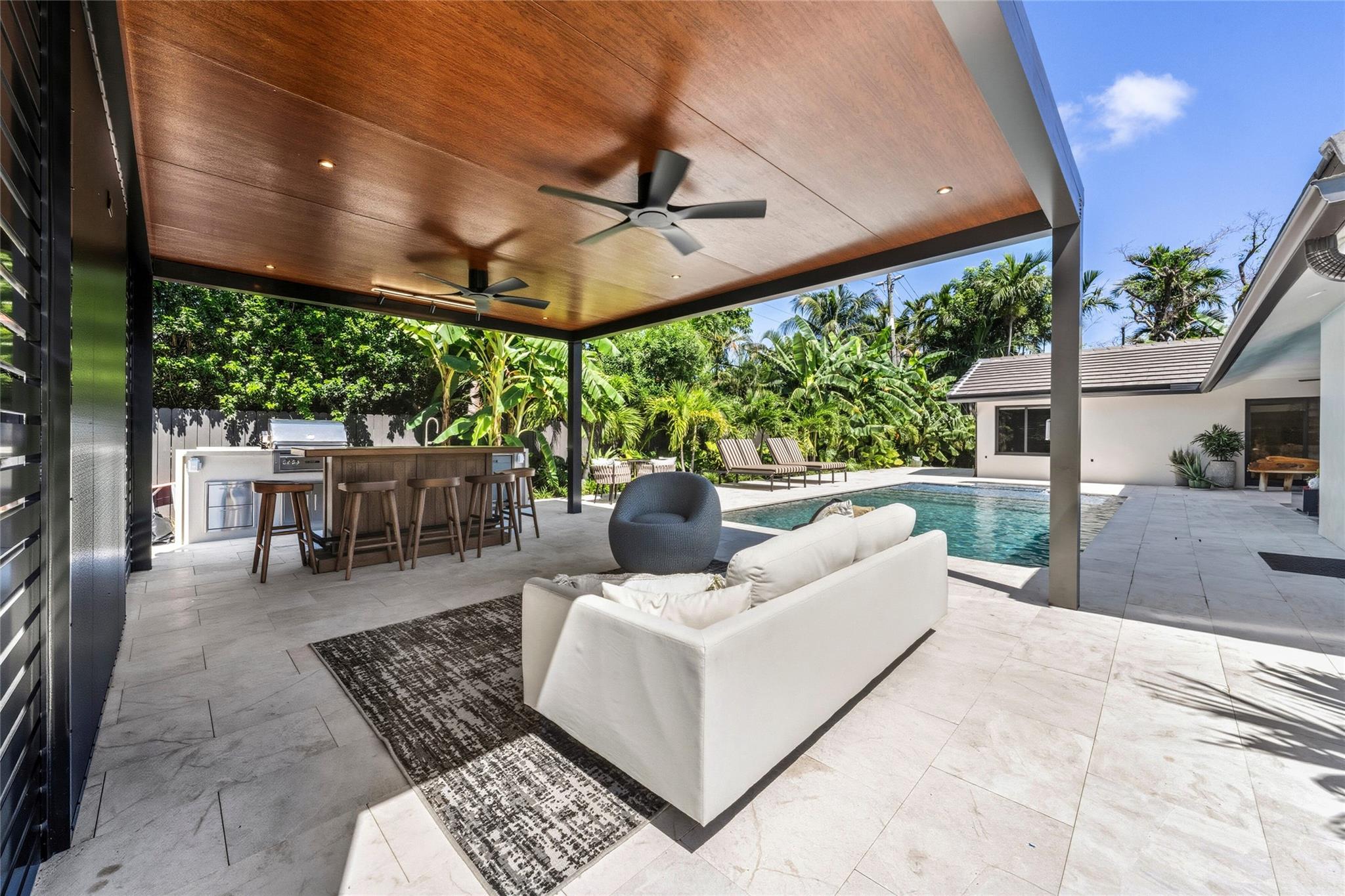 HARBOR BEACH - Residential