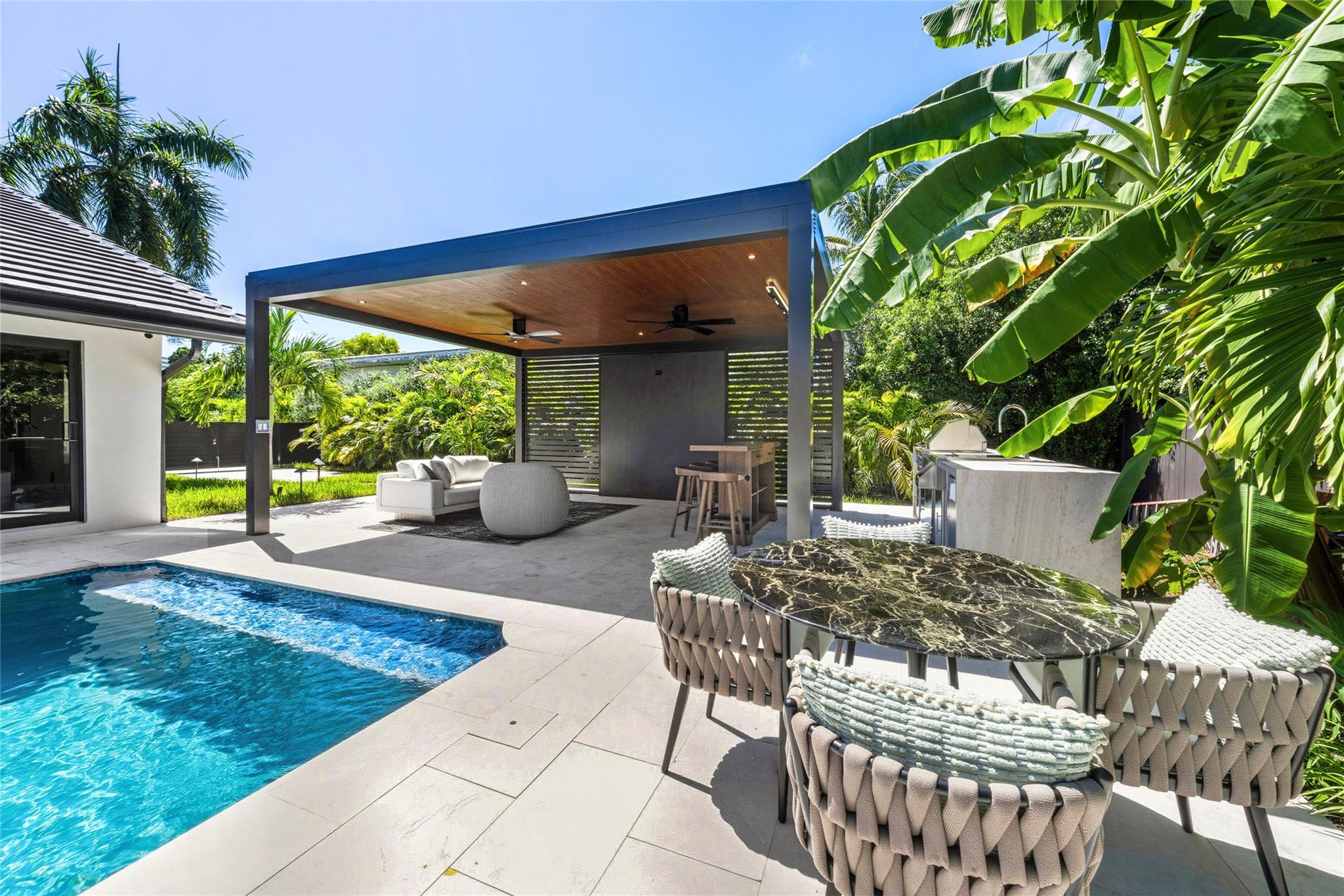 HARBOR BEACH - Residential