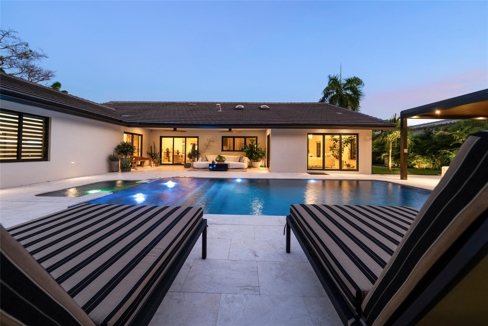 HARBOR BEACH - Residential