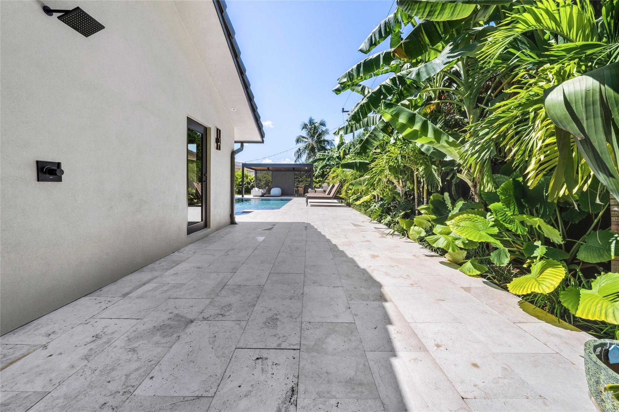 HARBOR BEACH - Residential