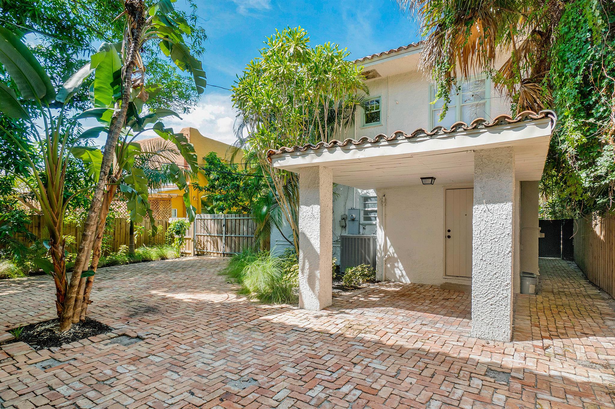 PROSPECT PARK SOUTH IN PB - Residential