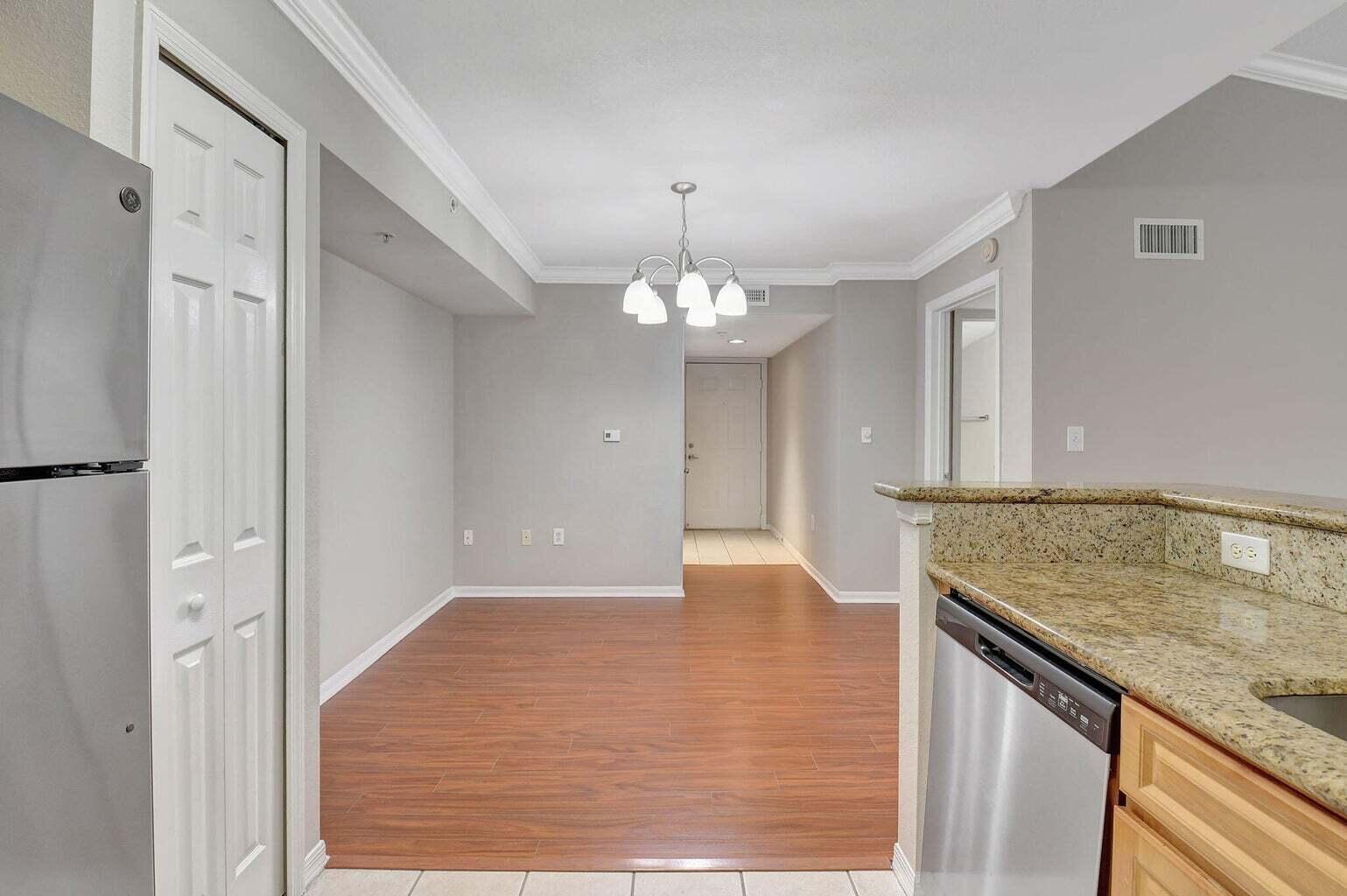 MURANO AT DELRAY BEACH CO - Residential Lease