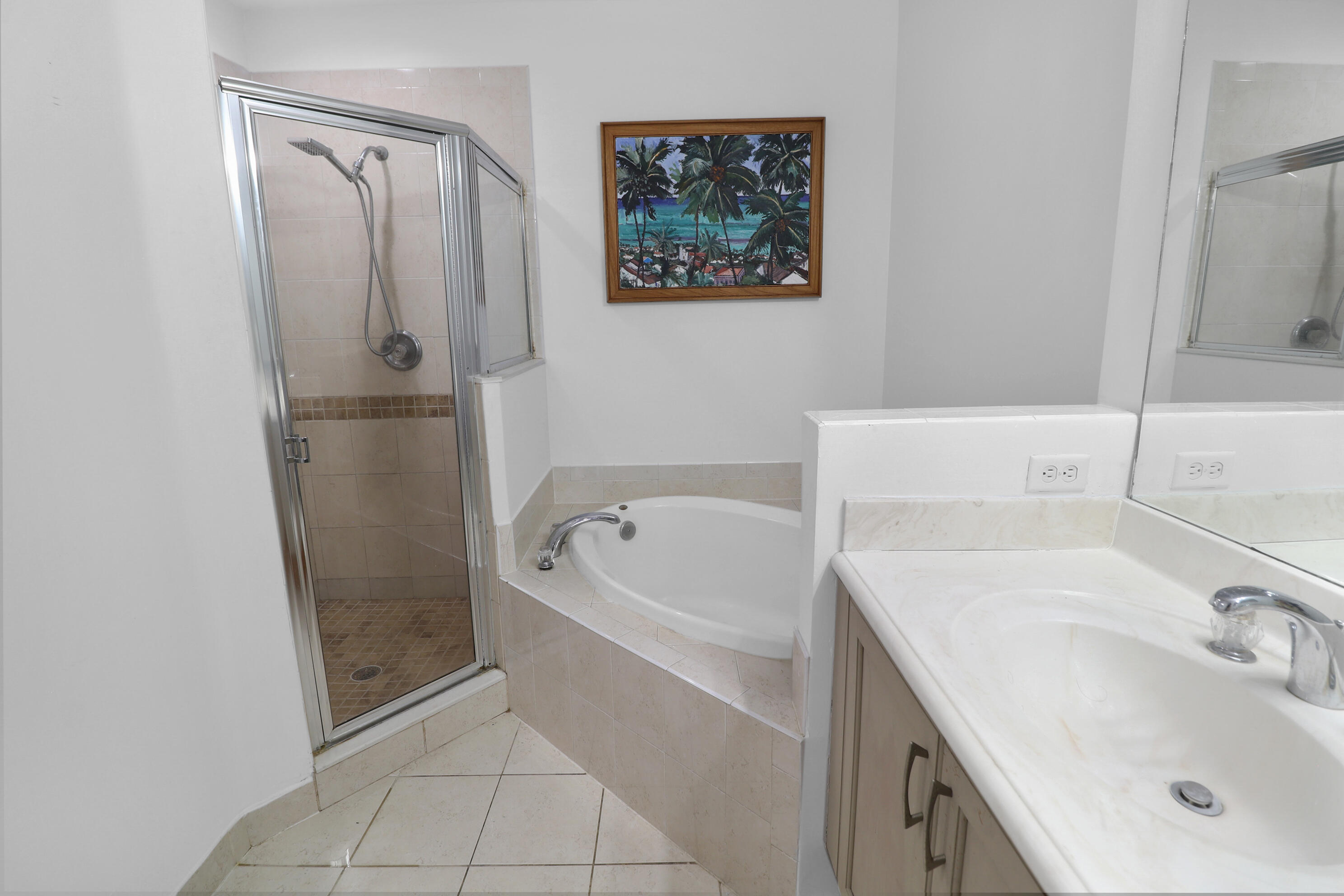 VILLA MEDICI CONDO - Residential